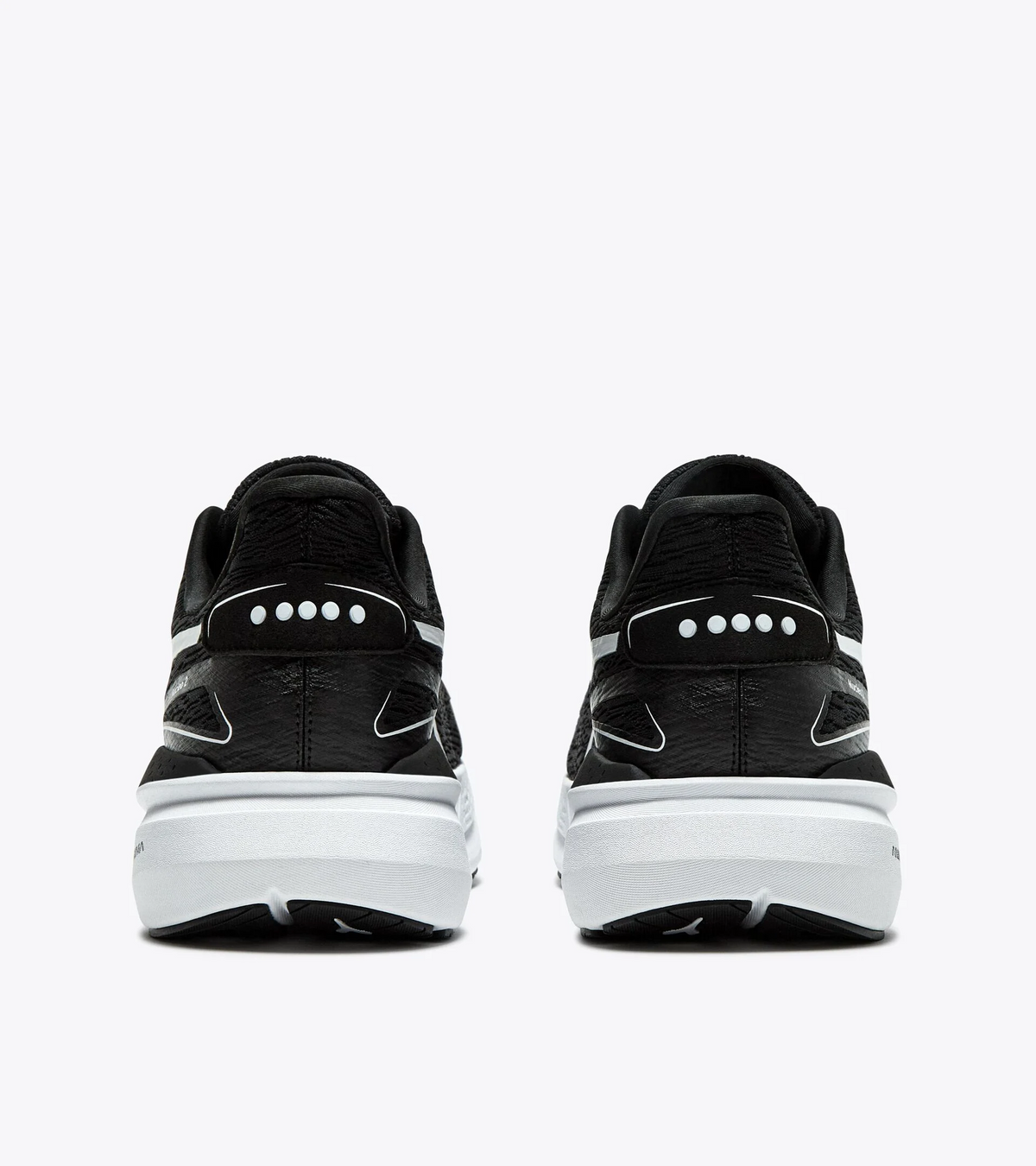 MEN'S EQUIPE NUCLEO 2 - D - C0641 BLACK/WHITE | Performance