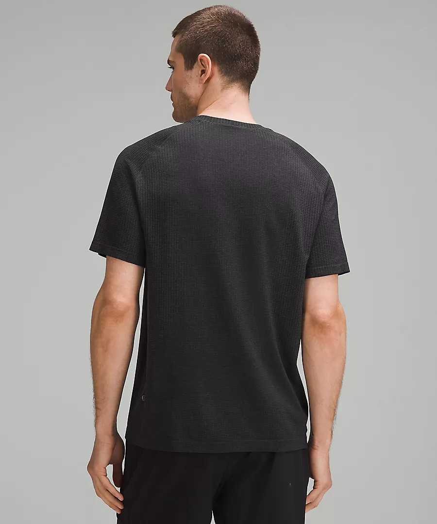 MEN'S METAL VENT TECH SHORT SLEEVE - GREY | Performance Running