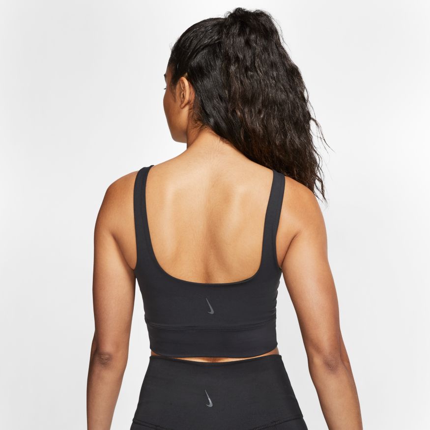 Nike yoga outlet tops