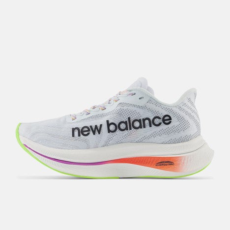NEW BALANCE WOMEN'S FUELCELL SUPERCOMP TRAINER V2 