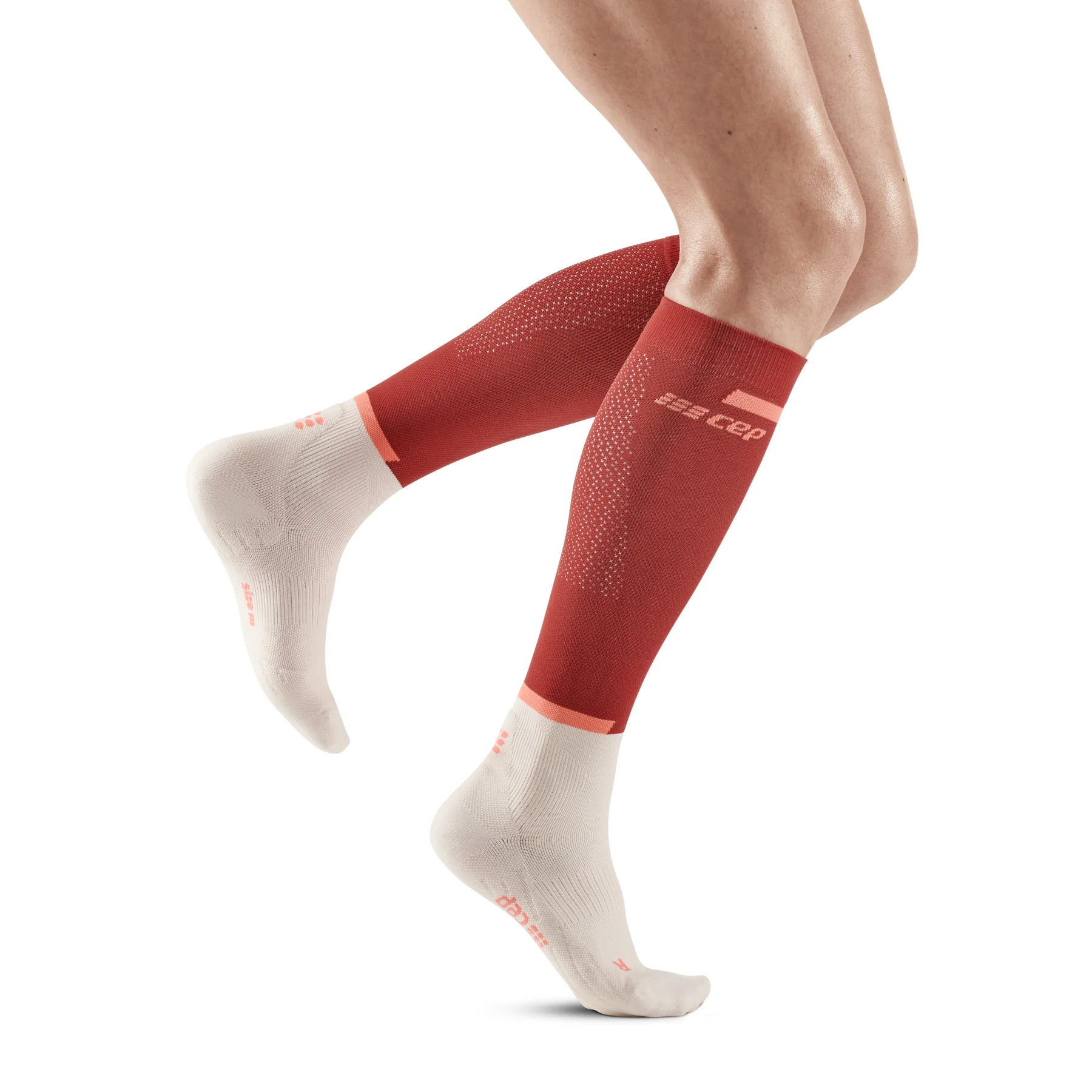 CEP WOMEN'S RUN COMPRESSION TALL SOCK 4.0 RED/OFF WHITE