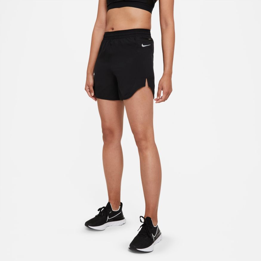 Nike Performance FAST TEMPO SHORT - Sports shorts - black 
