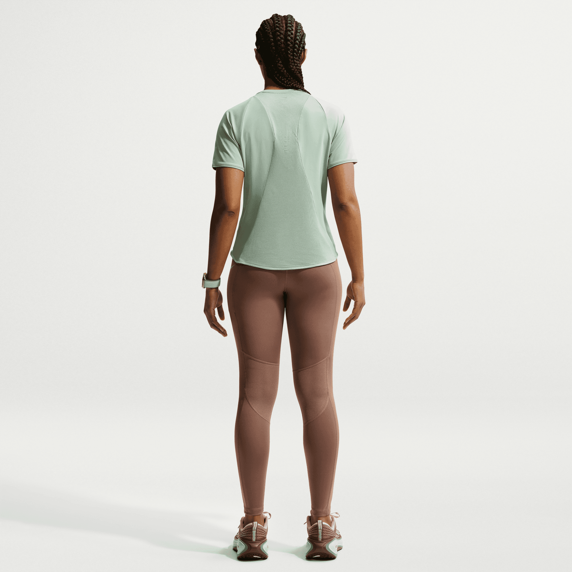 NIKE WOMEN'S SWIFT DRI-FIT SHORT SLEEVE - STEAM