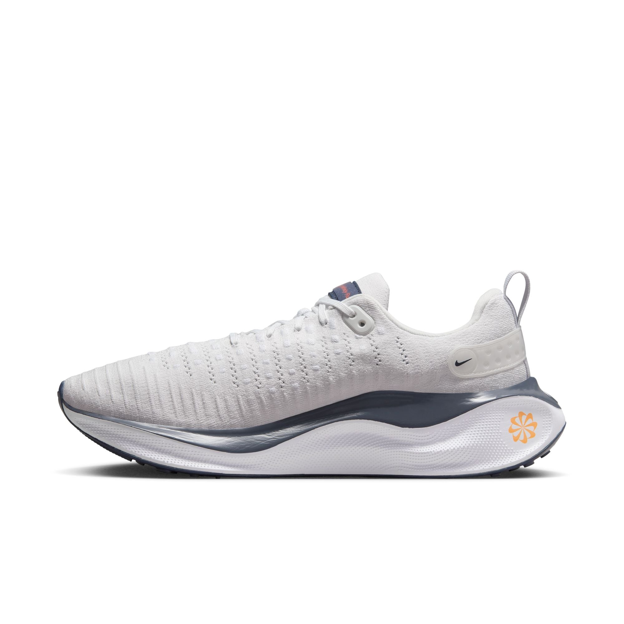 NIKE MEN'S INFINITY RUN 4 - D - 010 PLATINUM TINT/TOTAL ORANGE 