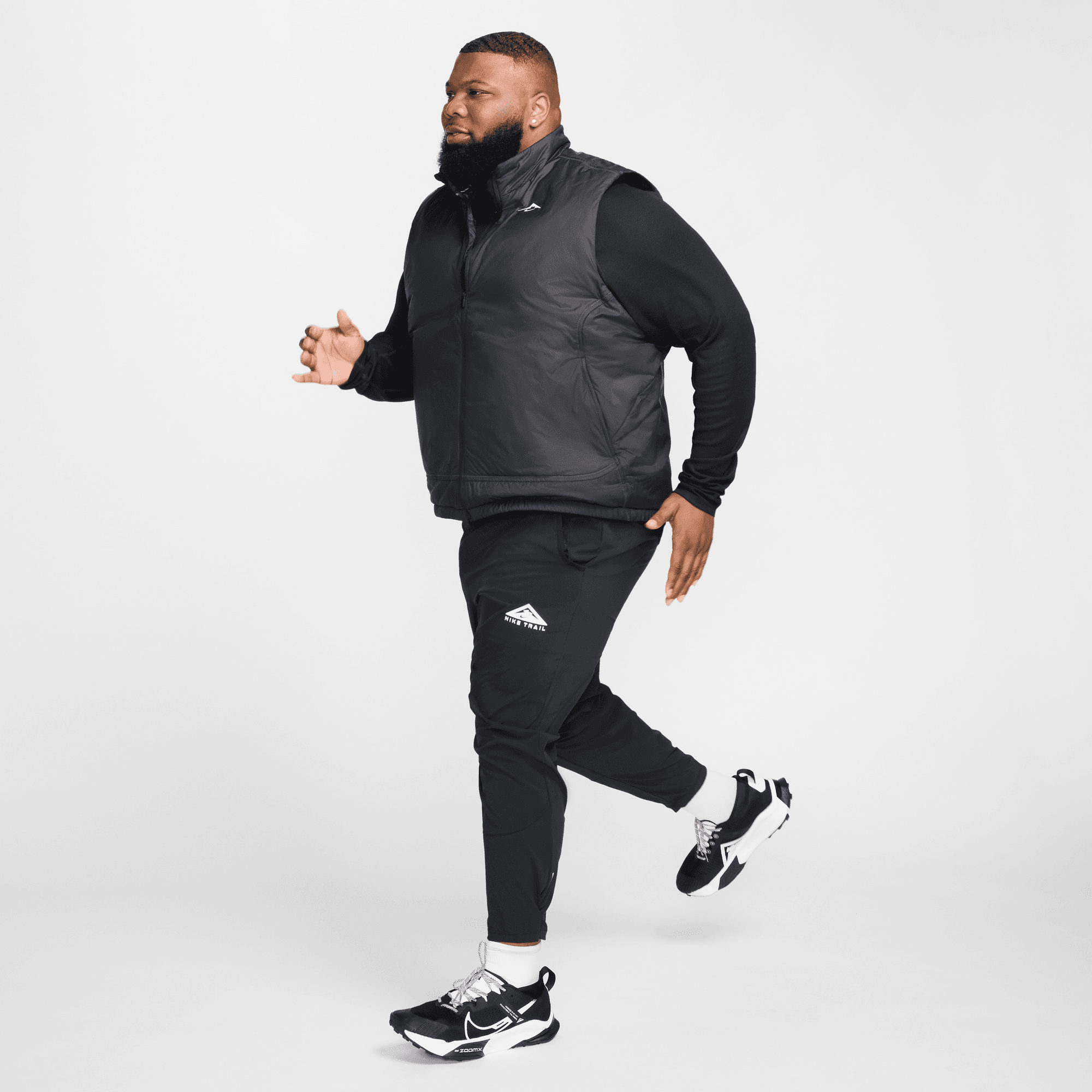 NIKE MEN'S TRAIL PRIMALOFT® THERMA-FIT VEST - BLACK