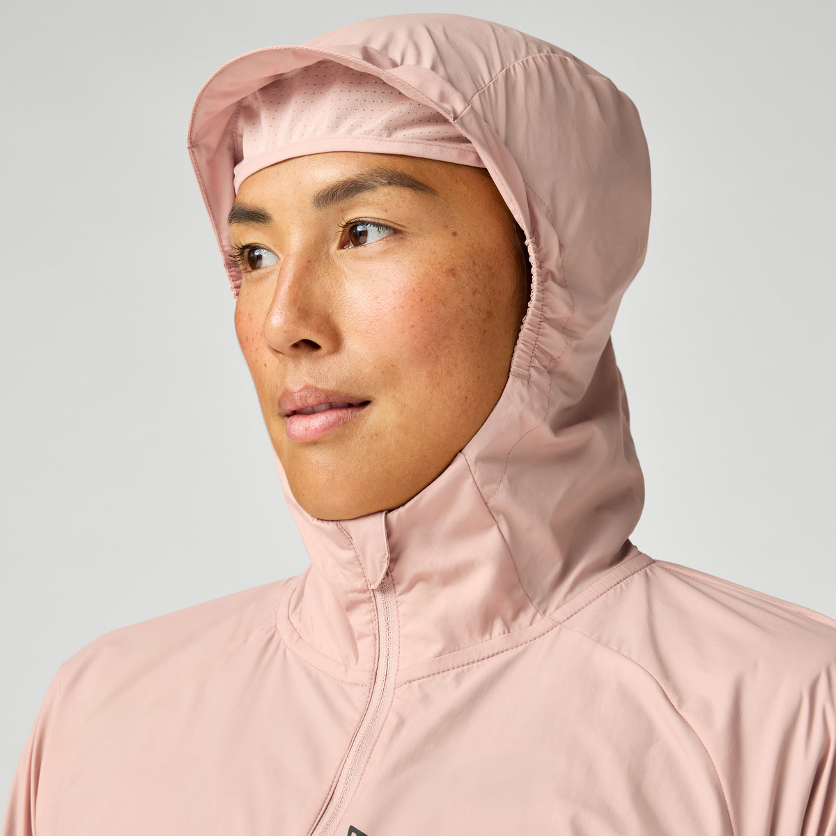 BROOKS WOMEN'S CANOPY PACKABLE JACKET - ROSE DUST