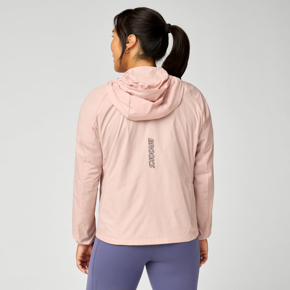 BROOKS WOMEN'S CANOPY PACKABLE JACKET - ROSE DUST