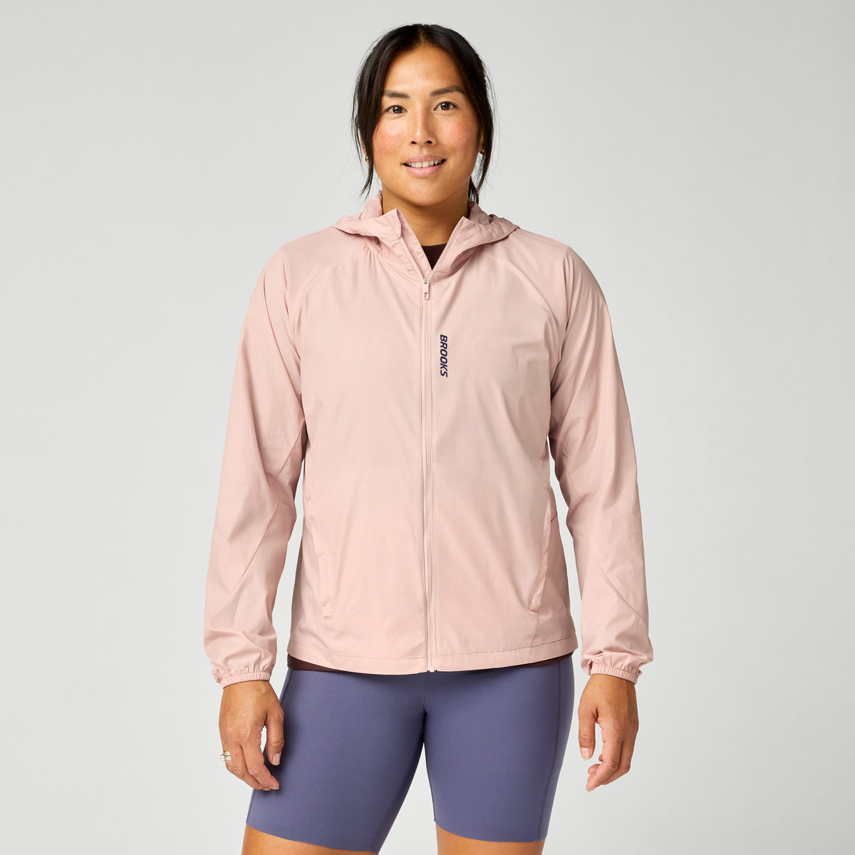 BROOKS WOMEN'S CANOPY PACKABLE JACKET - ROSE DUST 619 ROSE DUST