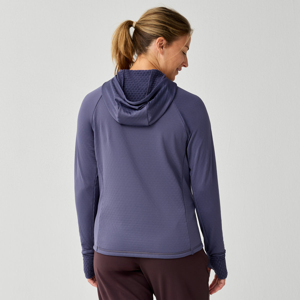 BROOKS WOMEN'S MOMENTUM THERMAL HOODIE - NIGHTFALL