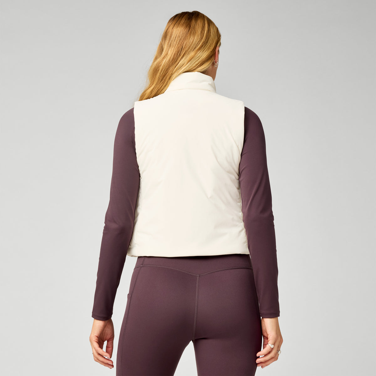 WOMEN'S MOVEMENT INSULATED CROP VEST - BONE