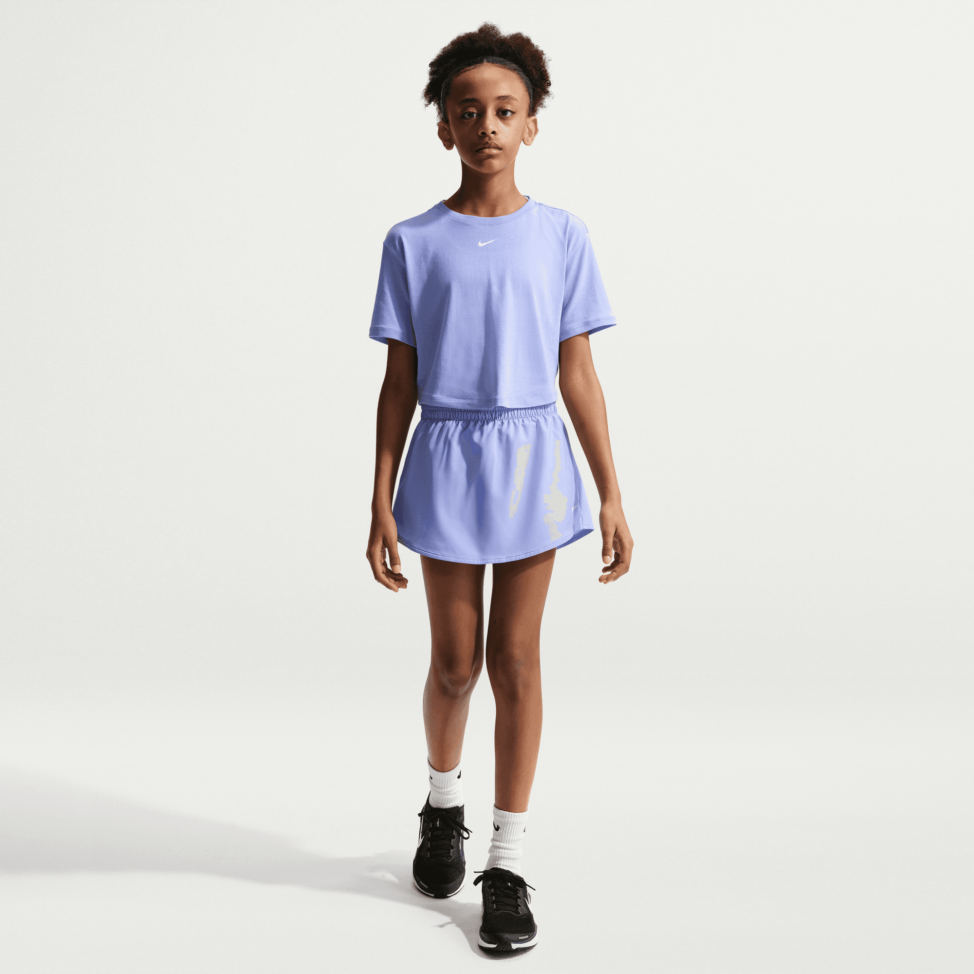NIKE GIRL'S ONE RELAXED SHORT SLEEVE - LIGHT THISTLE/WHITE