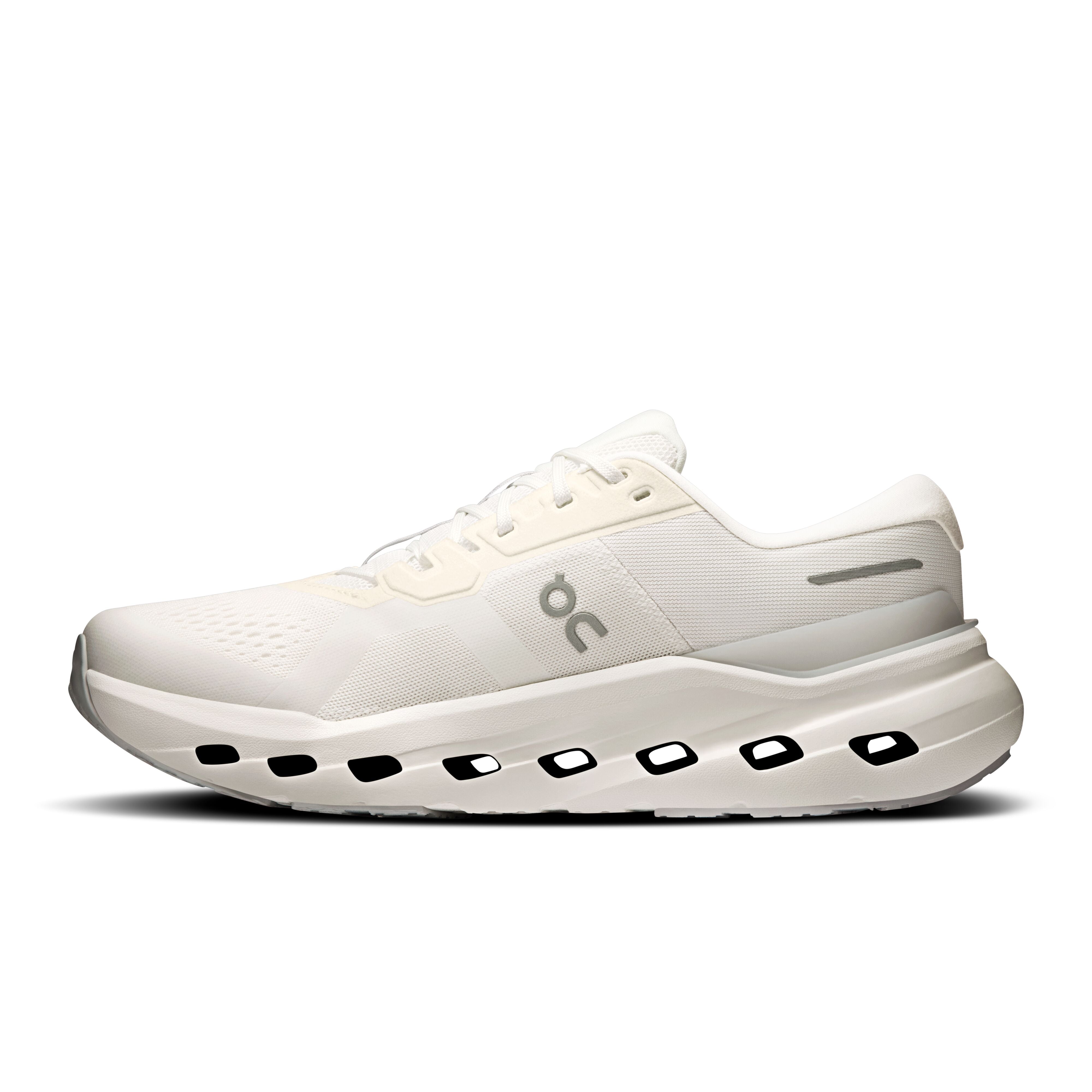 ON RUNNING MEN'S CLOUDRUNNER 3 - D - WHITE/GLACIER