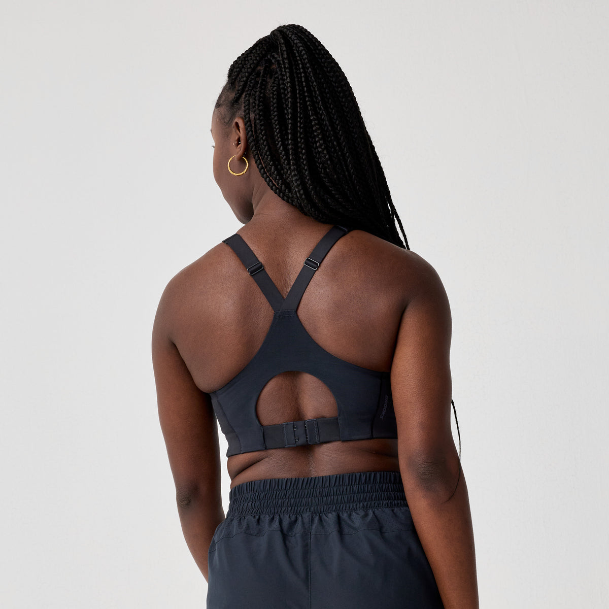 LIMITLESS RACERBACK BRA - BLACK | Performance Running Outfitters