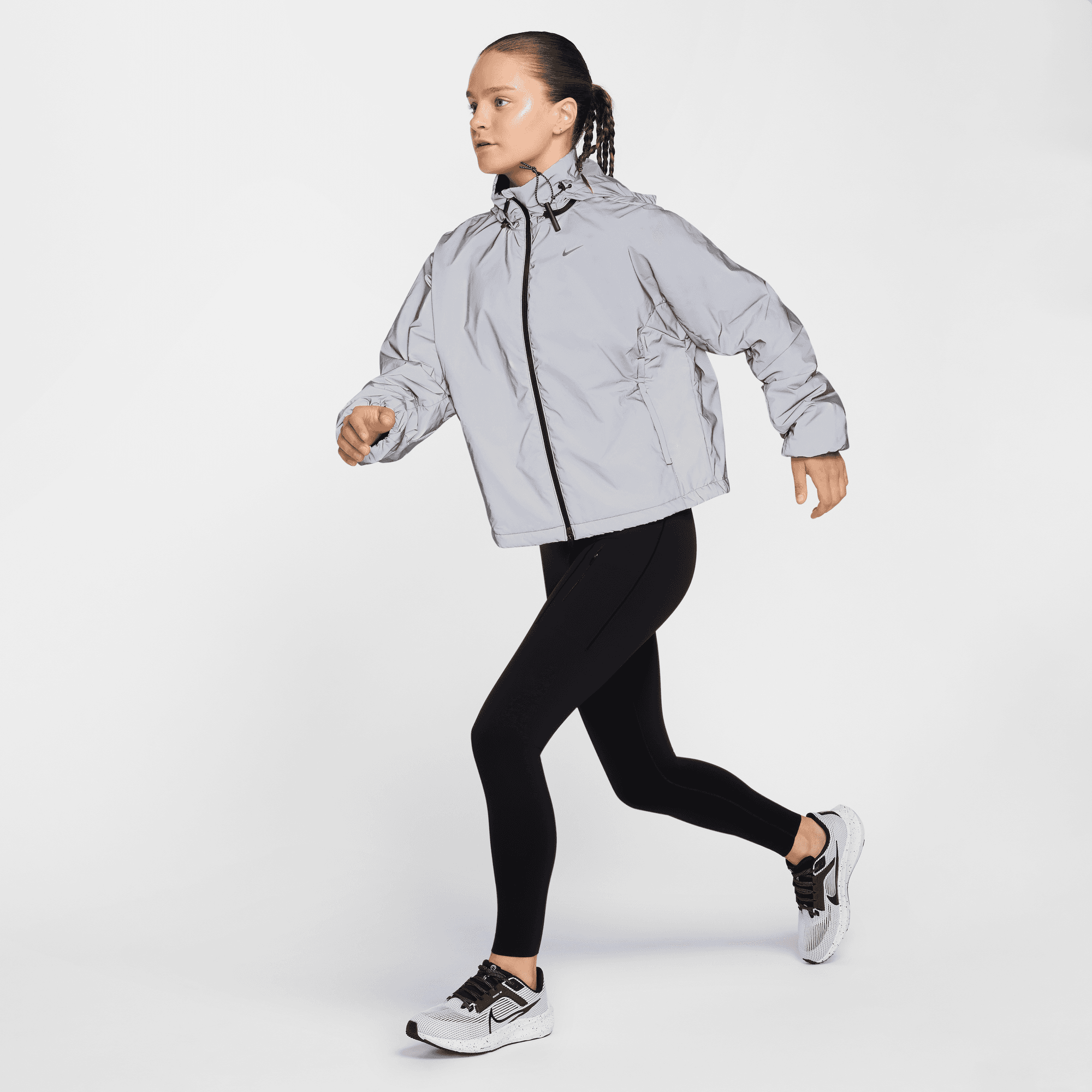 NIKE WOMEN'S REFL RUNNING JACKET - 011 BLACK/SILVER 