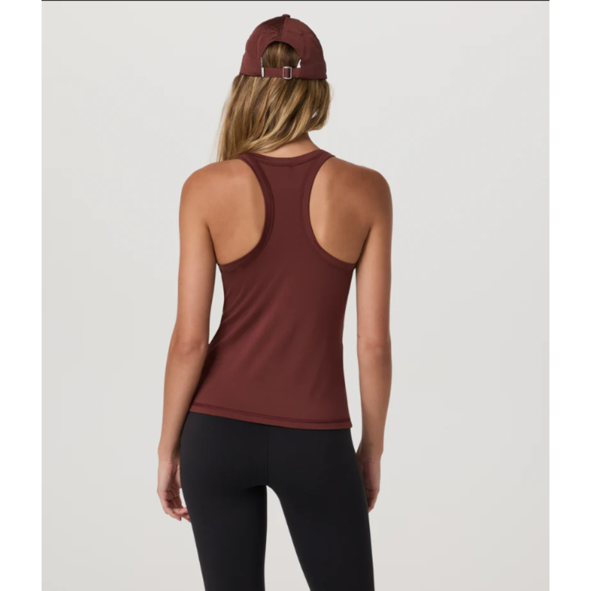 VUORI WOMEN'S LUX RACERBACK TANK - BNS BURNT SIENNA