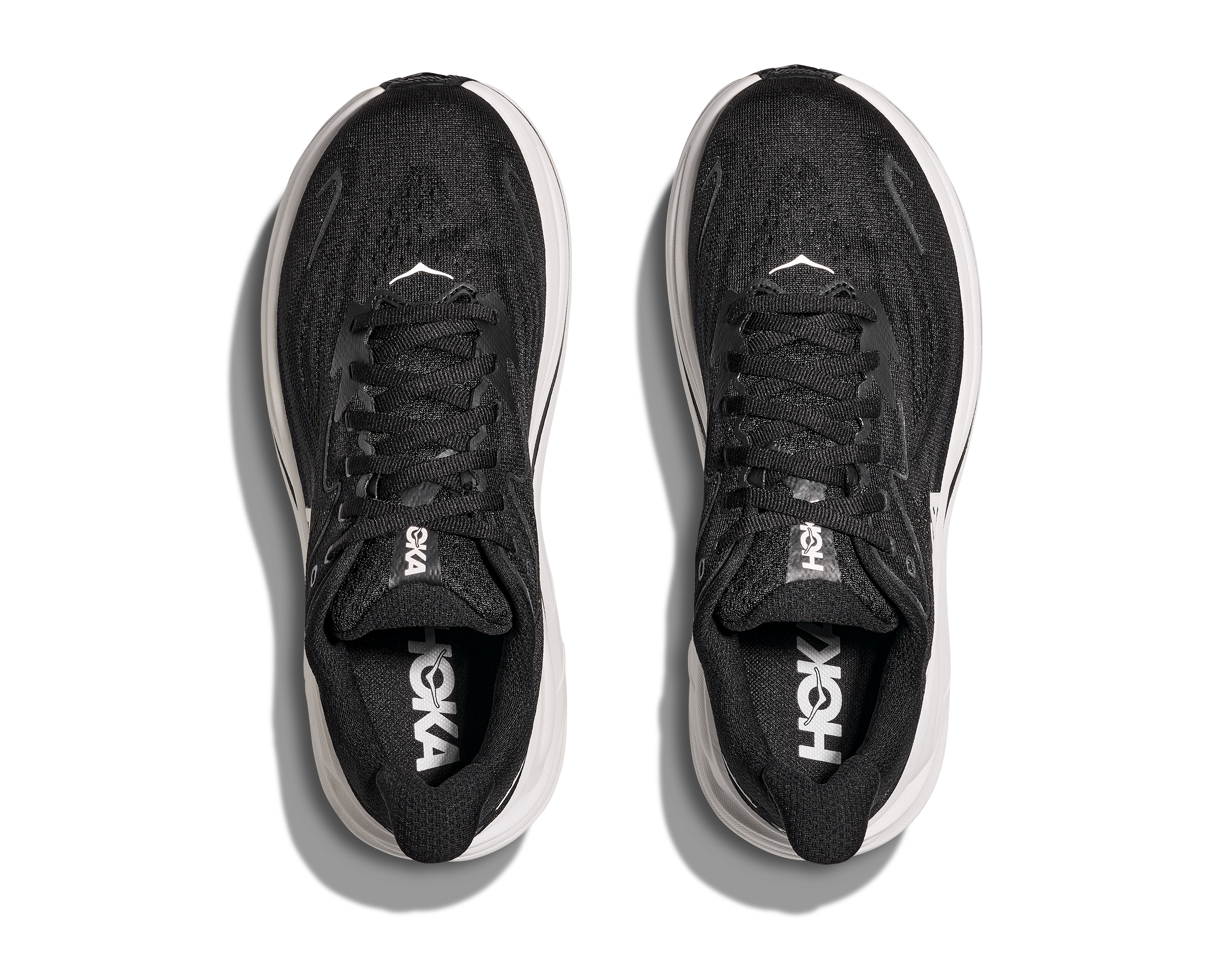 HOKA WOMEN'S CLIFTON 10 - X-WIDE 2E - BLACK/WHITE - SIZE 7.0