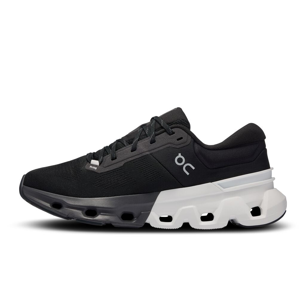 ON RUNNING MEN'S CLOUDFLYER 5 - D - BLACK/WHITE 