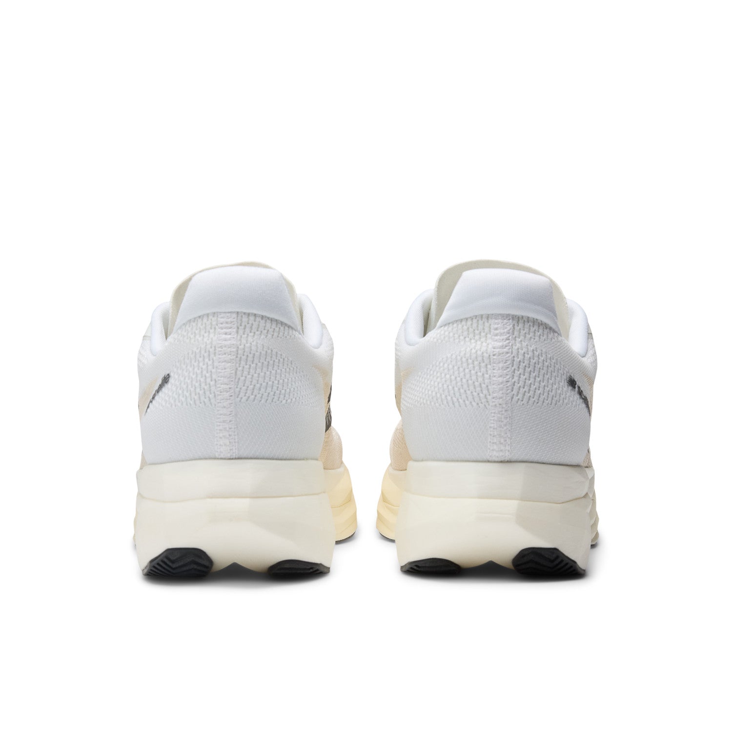 NEW BALANCE WOMEN'S SUPERCOMP ELITE V5 - B - LINEN