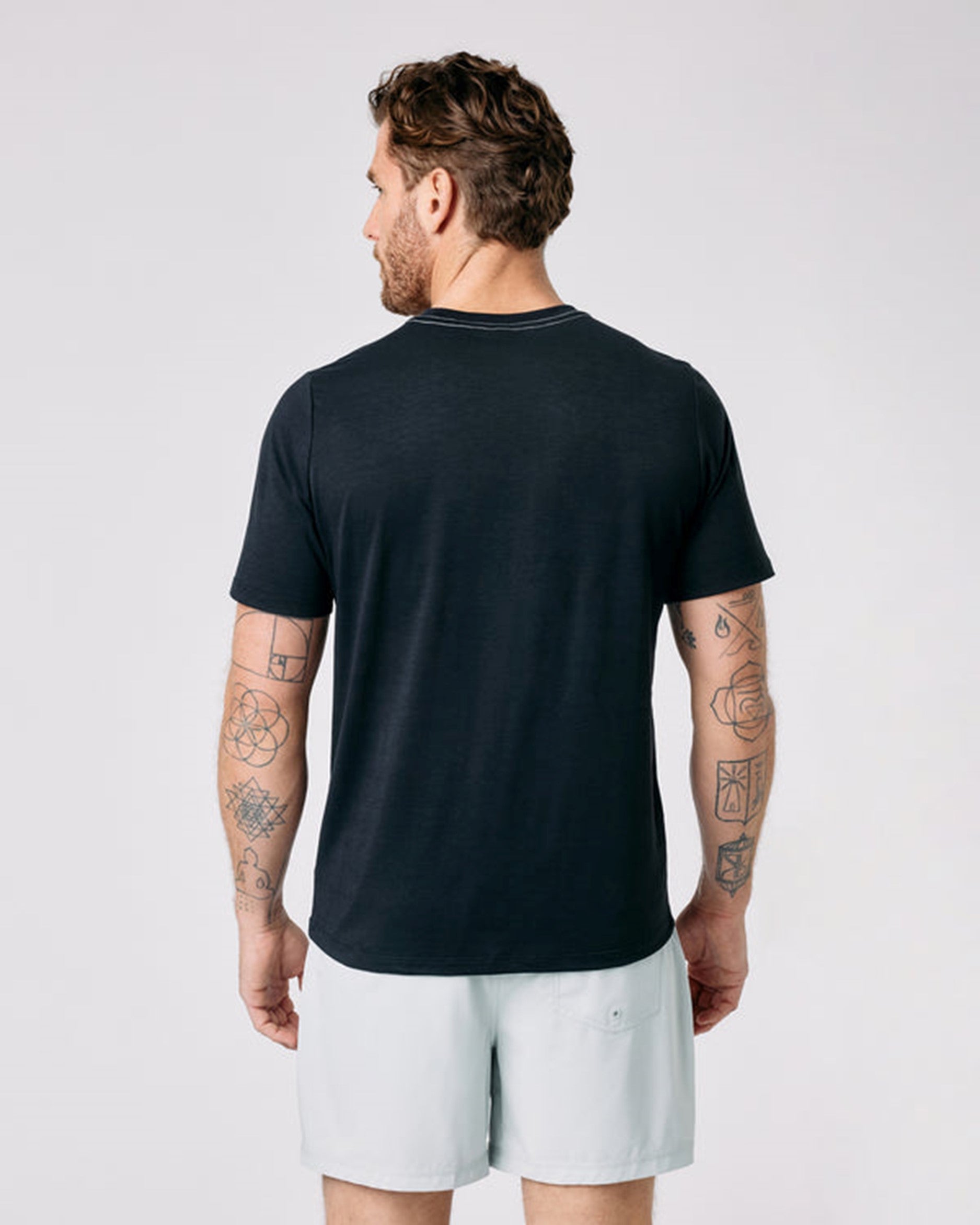 VUORI MEN'S CURRENT TECH TEE - BLK BLACK 