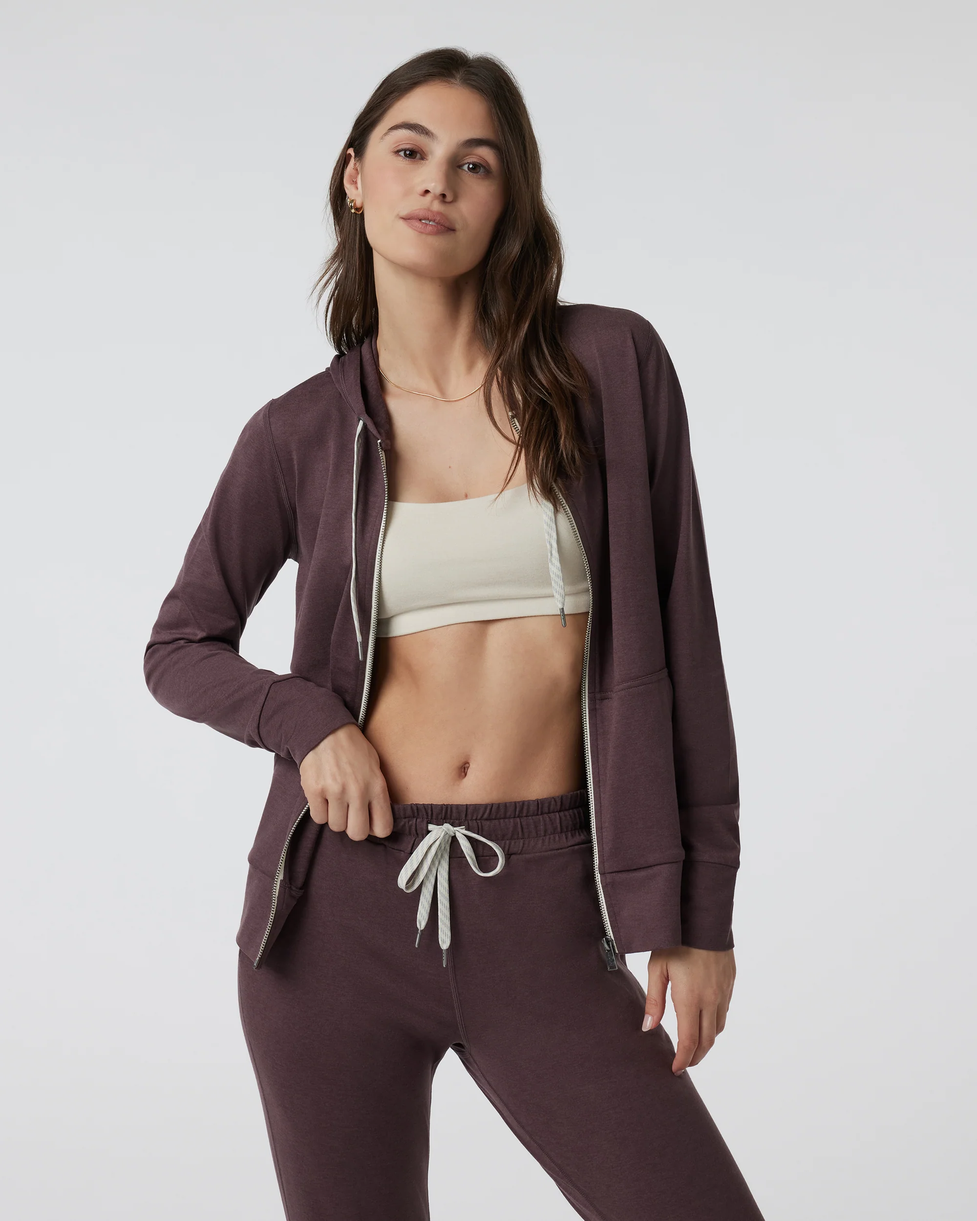 VUORI WOMEN'S HALO PERFORMANCE HOODIE 2.0 - HEY ELDERBERRY HEATHER XS