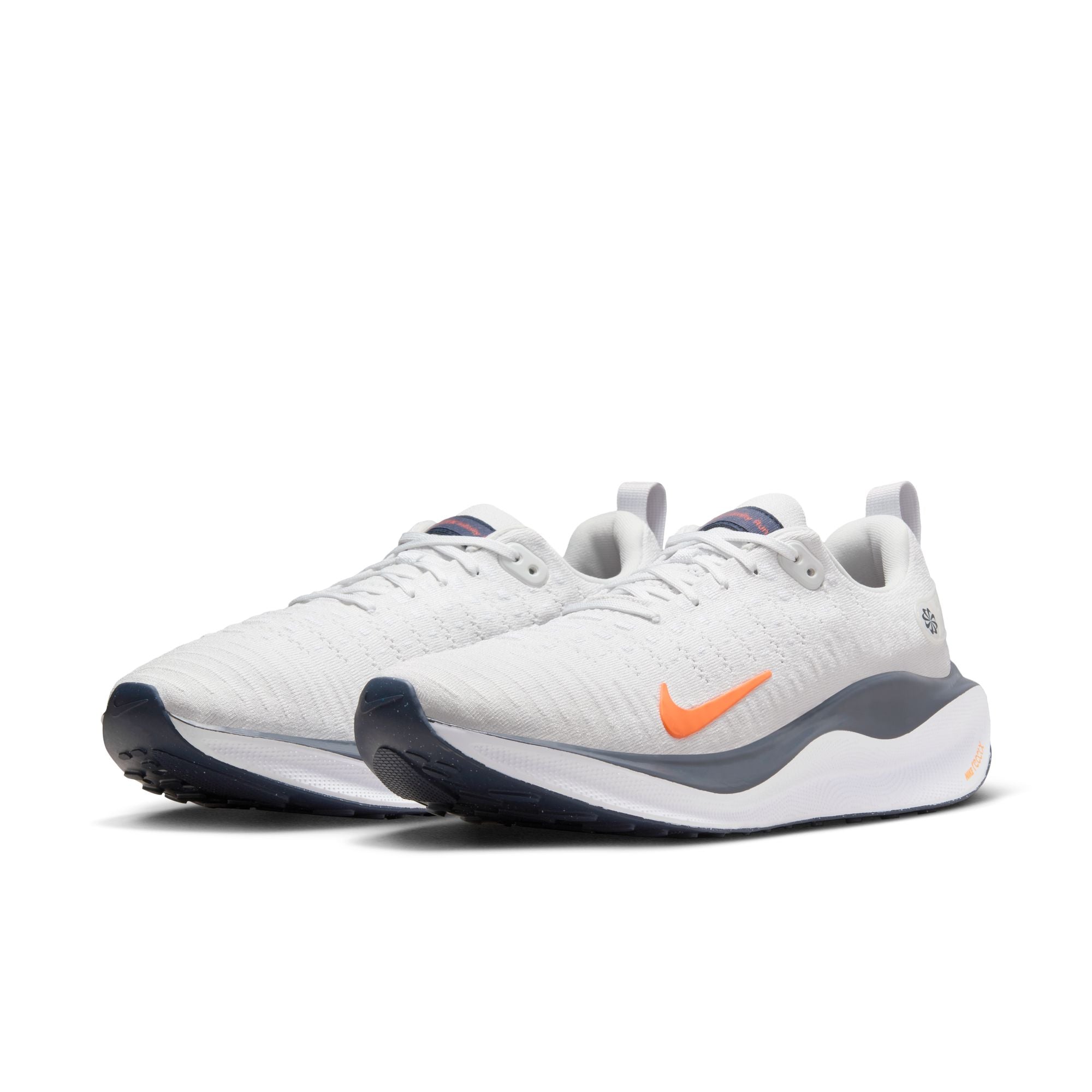 NIKE MEN'S INFINITY RUN 4 - D - 010 PLATINUM TINT/TOTAL ORANGE 