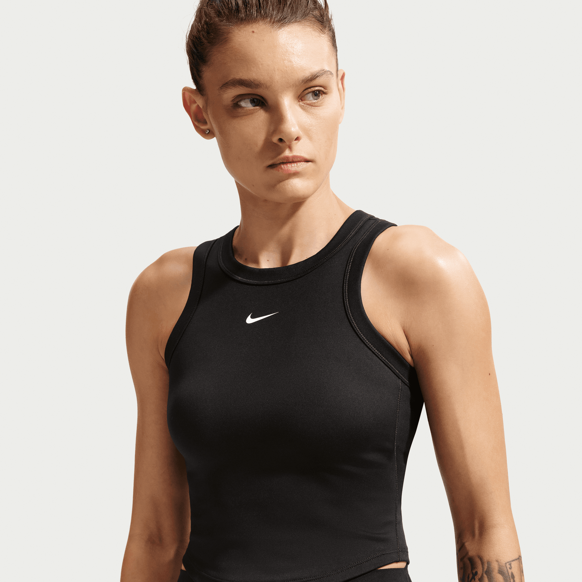 NIKE WOMEN'S ONE FITTED TANK - BLACK/WHITE XS