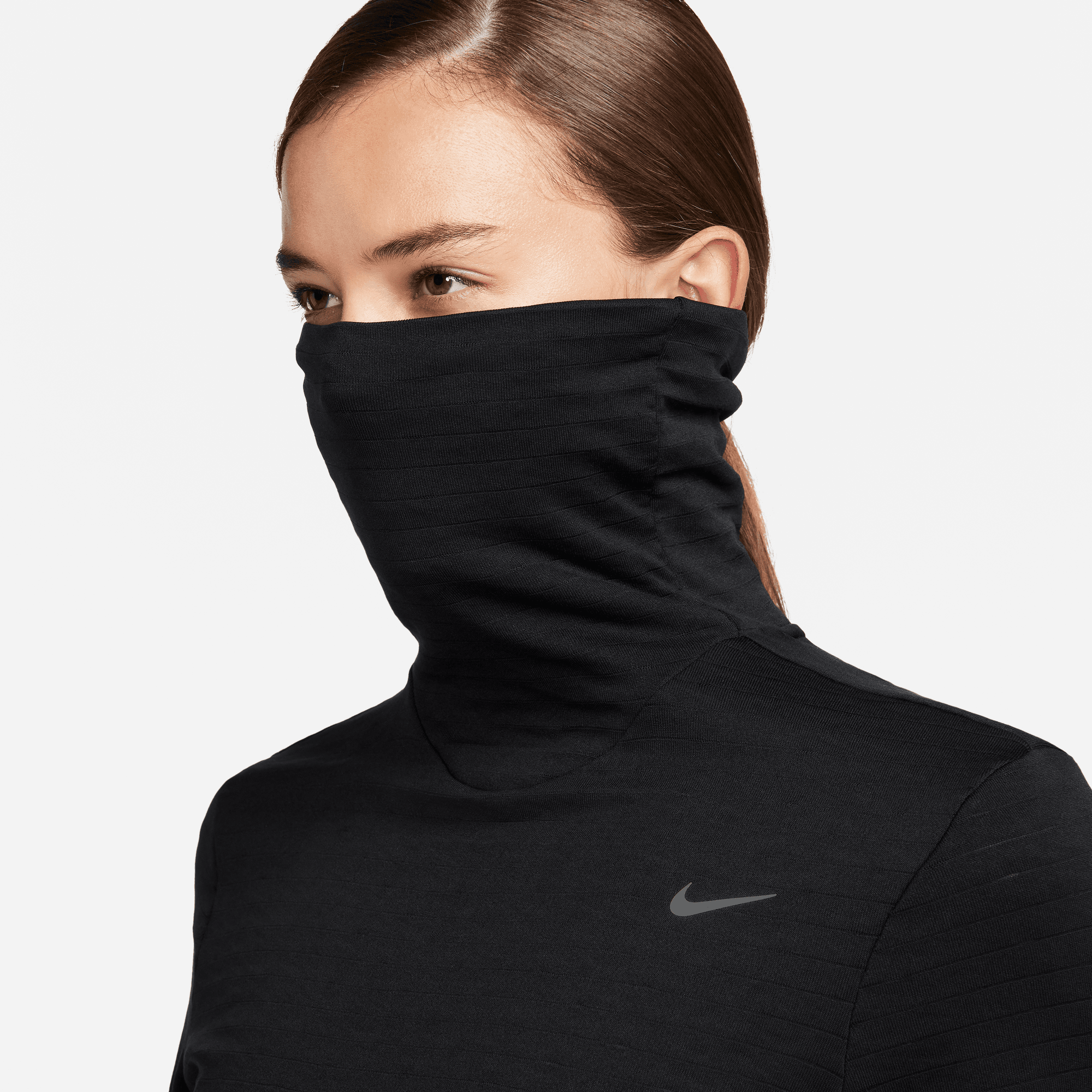 NIKE WOMEN'S THERMA-FIT SWIFT ELEMENT LONG SLEEVE - 010 BLACK/REFLECTIVE SILVER 