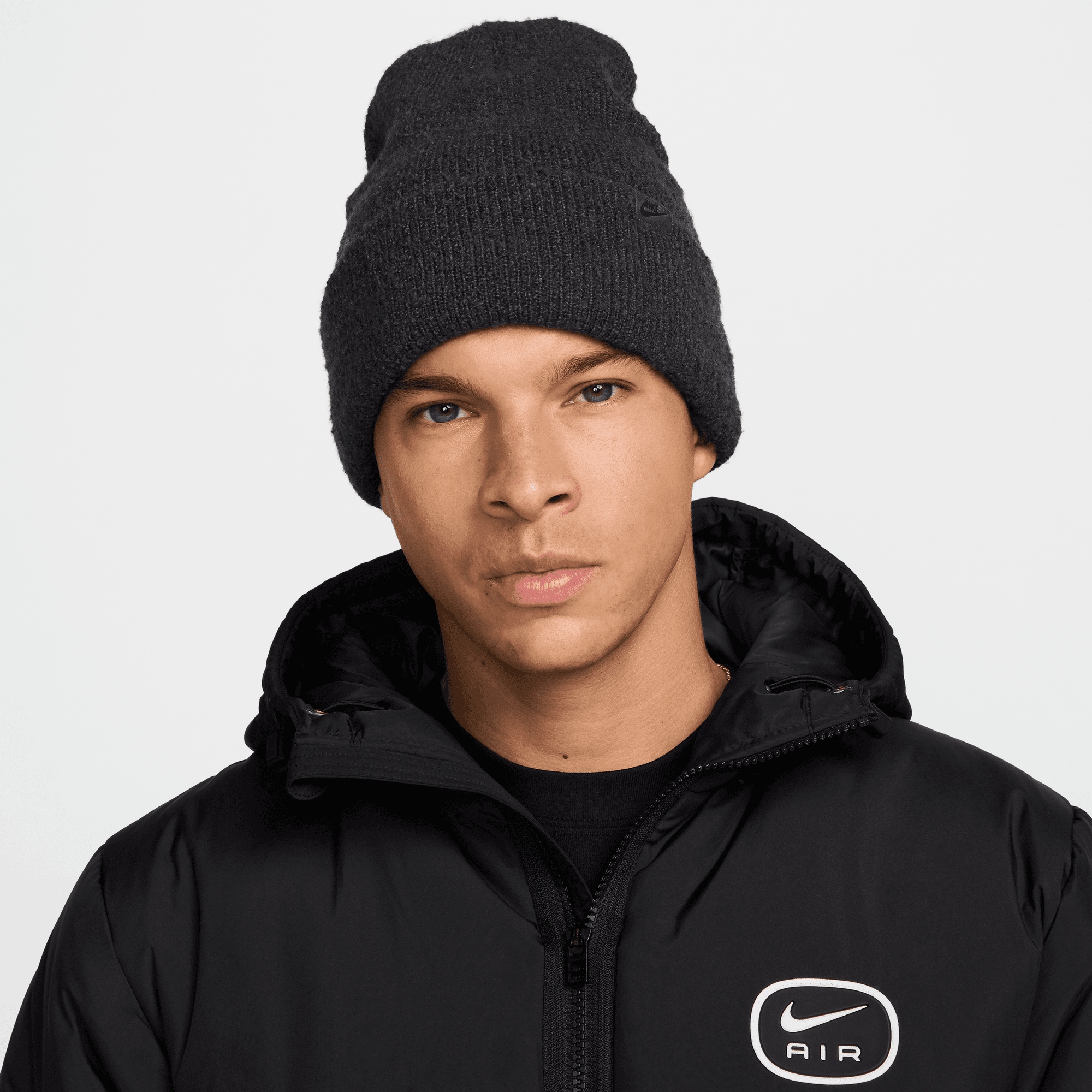 NIKE PEAK BEANIE - 060 ANTHRACITE/BLACK | Performance Running NIKE PEAK BEANIE - 060 ANTHRACITE/BLACK | Performance Running