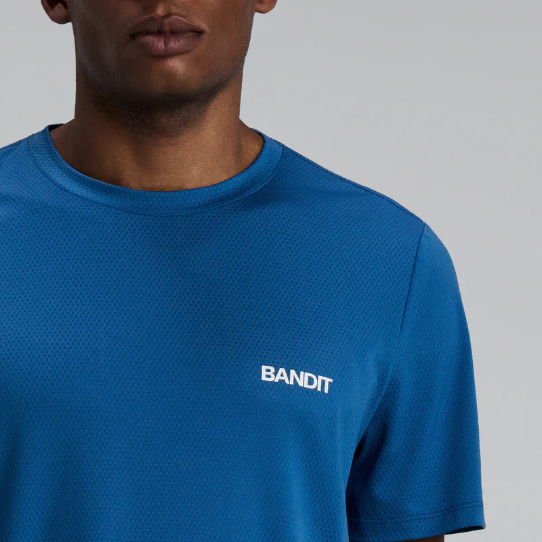 BANDIT MEN'S PERFORMANCE TEE MICROMESH - AEGEAN