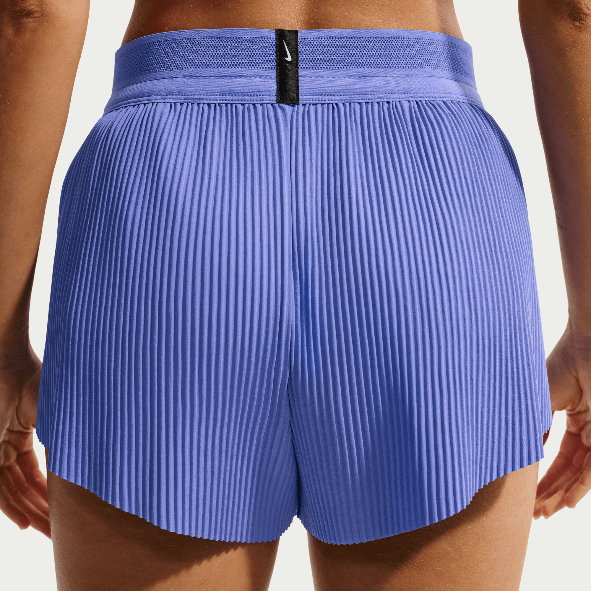 NIKE WOMEN'S AEROSWIFT DRI-FIT ADV 3