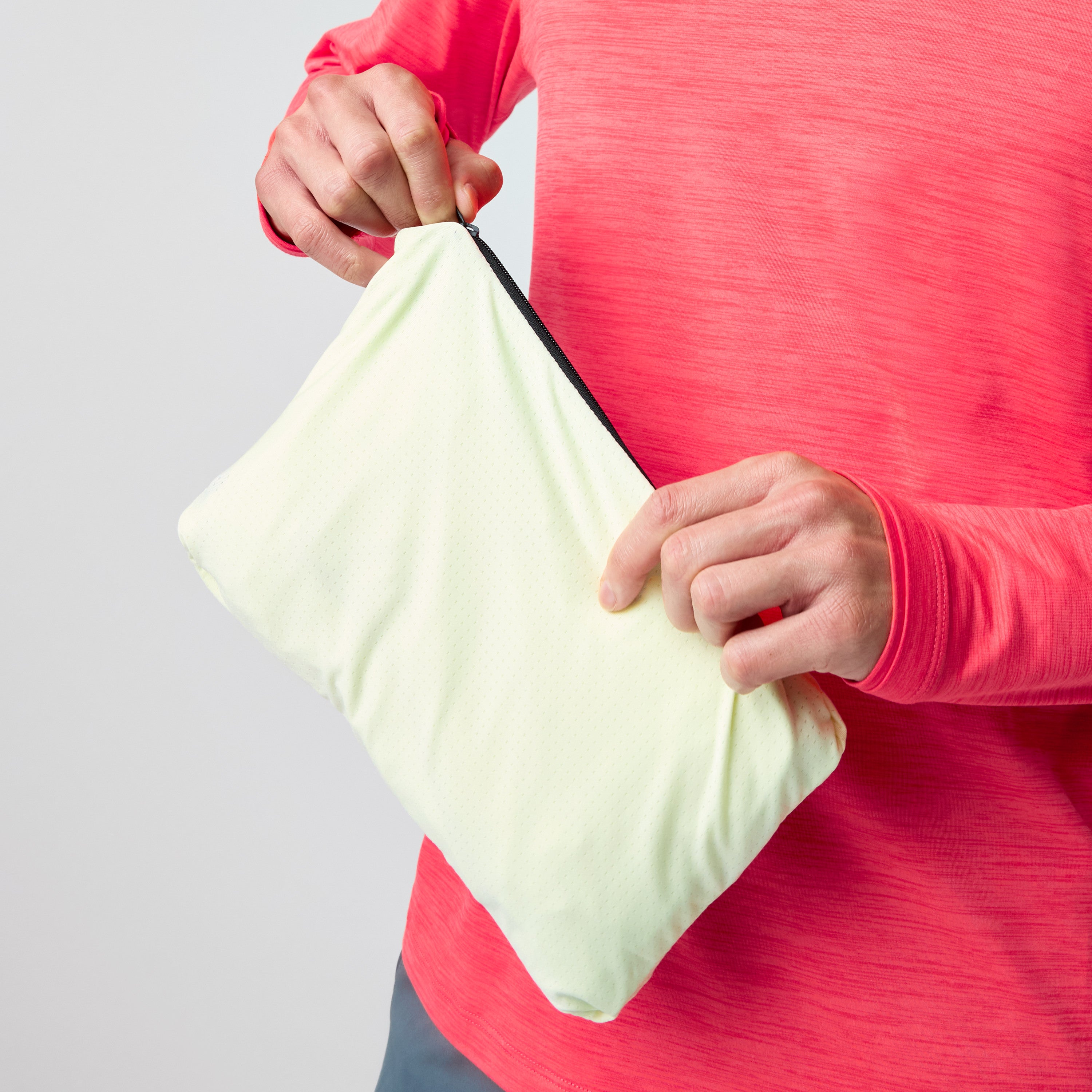 BROOKS MEN'S CANOPY PACKABLE JACKET - LUMINARY/BLACK