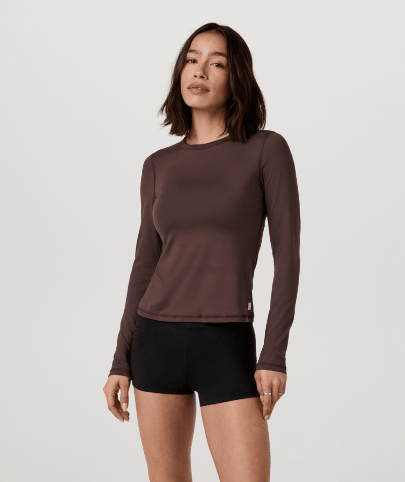 VUORI WOMEN'S LUX CREW LONG SLEEVE TEE - JAVA XS