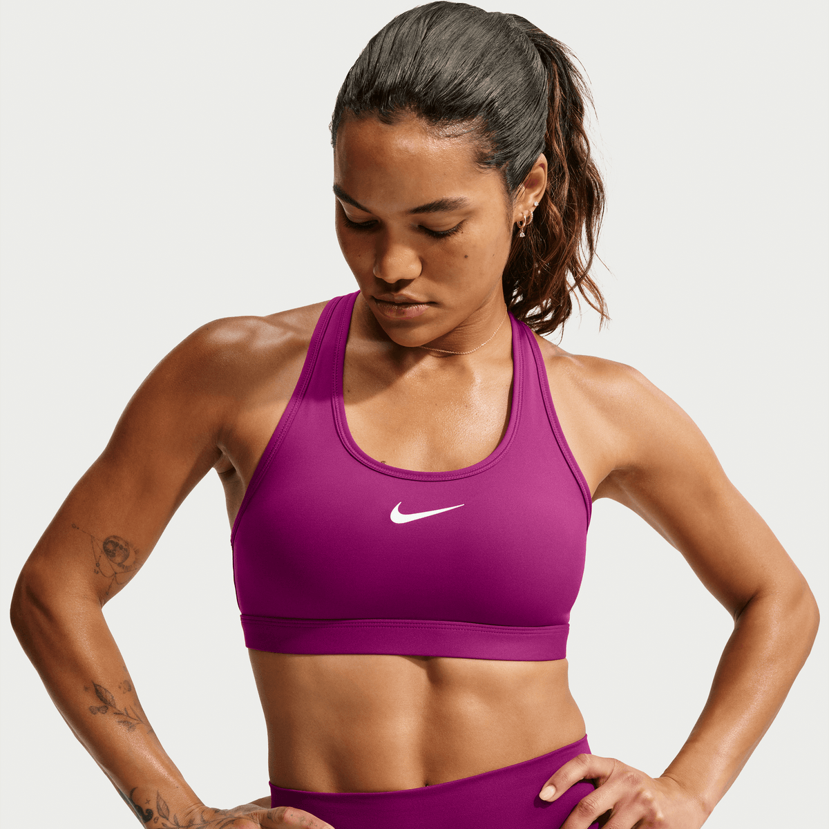 WOMEN'S MEDIUM SUPPORT PADDED BRA - TRUE BERRY