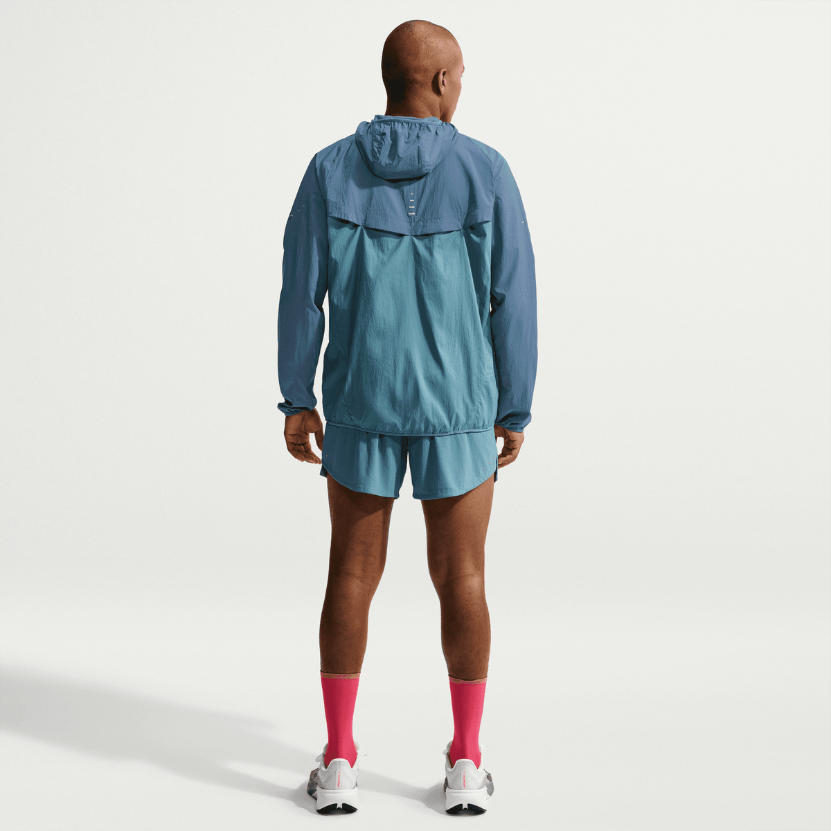 NIKE MEN'S STRIDE REPEL UV JACKET - NEW SLATE