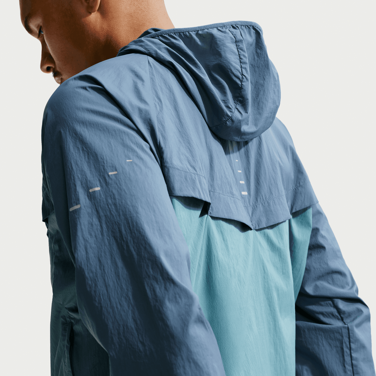 NIKE MEN'S STRIDE REPEL UV JACKET - NEW SLATE