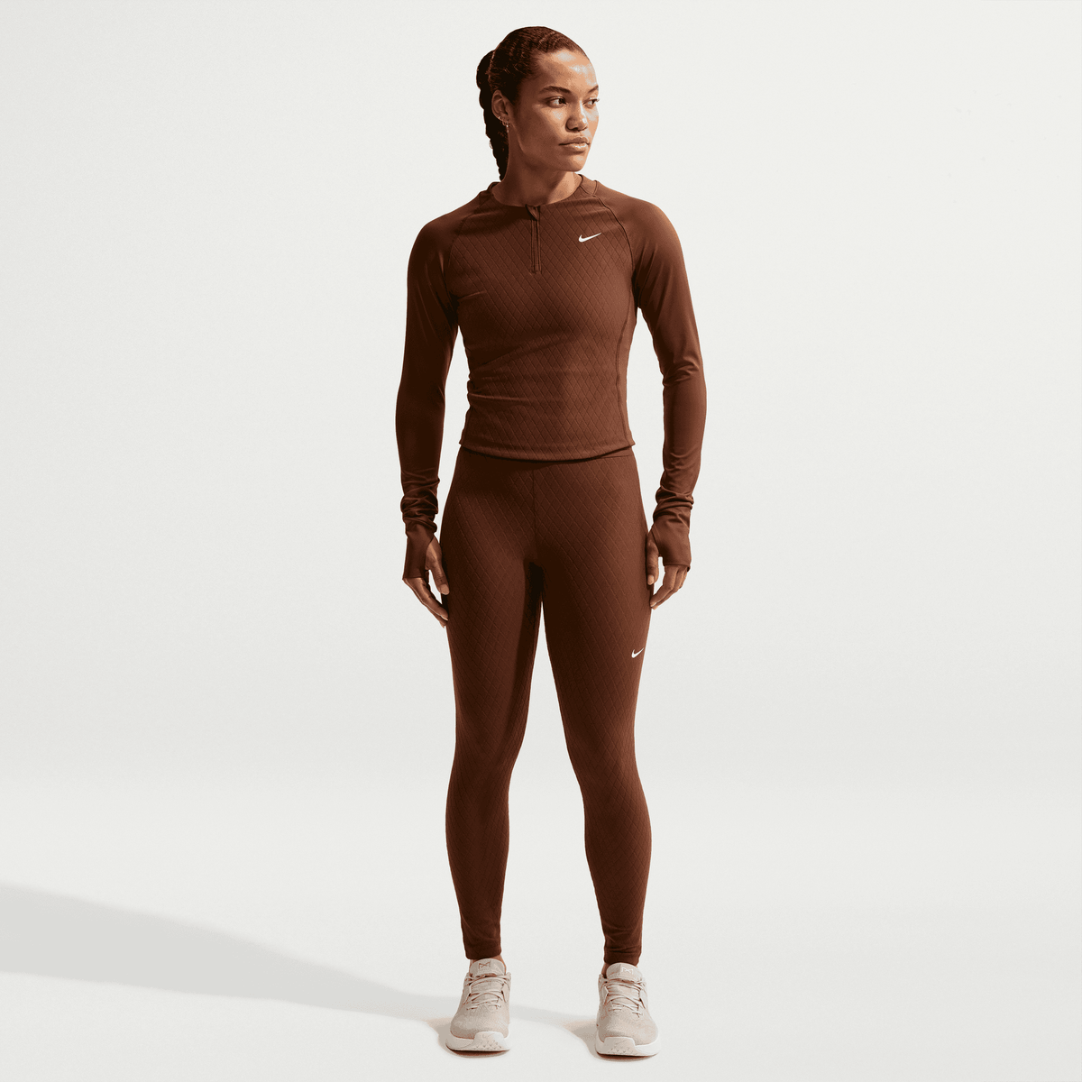 NIKE WOMEN'S DRI-FIT 1/4 ZIP PRO SCULPT - CACAO