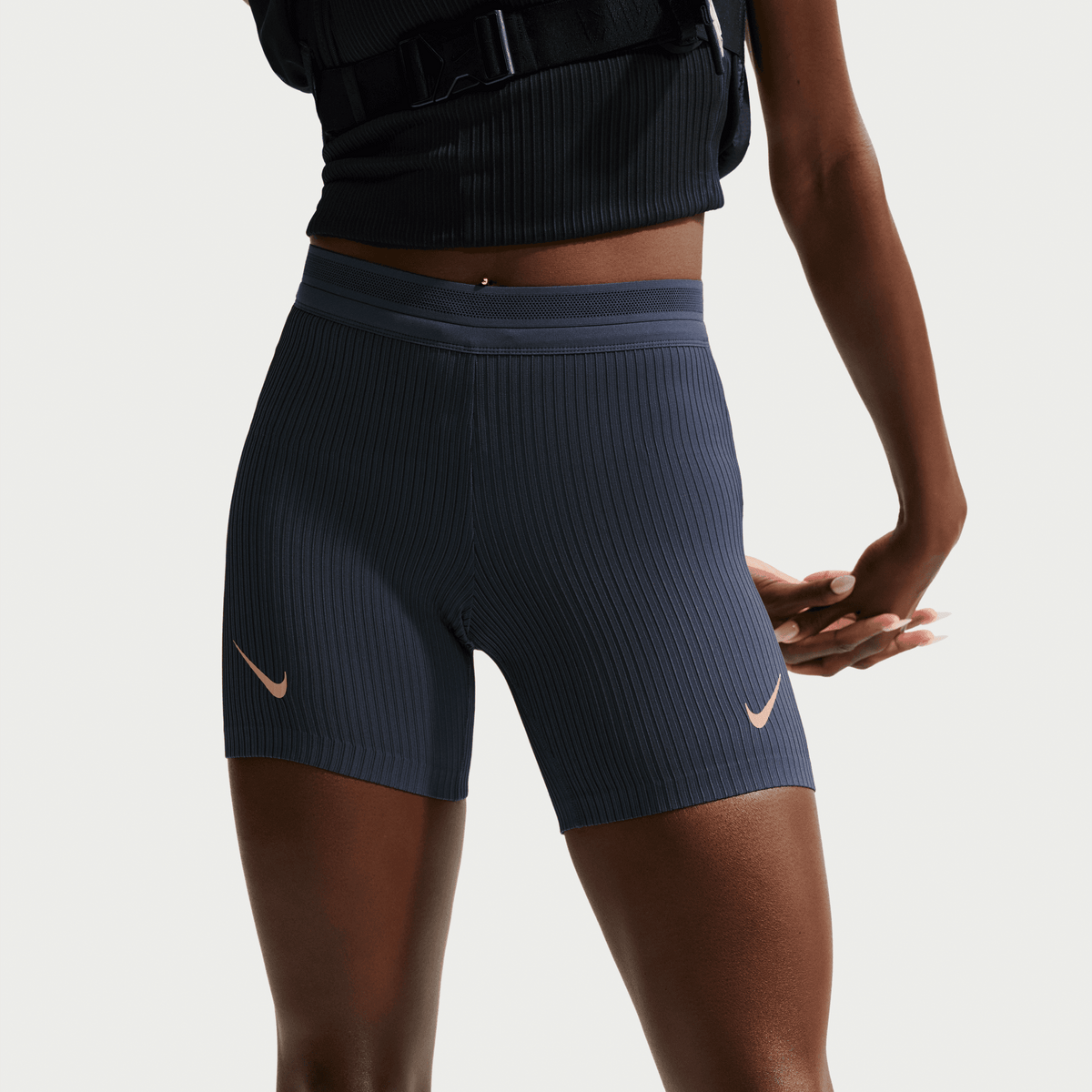 NIKE WOMEN'S AEROSWIFT TIGHT SHORTS - THUNDER BLUE 437 THUNDER BLUE