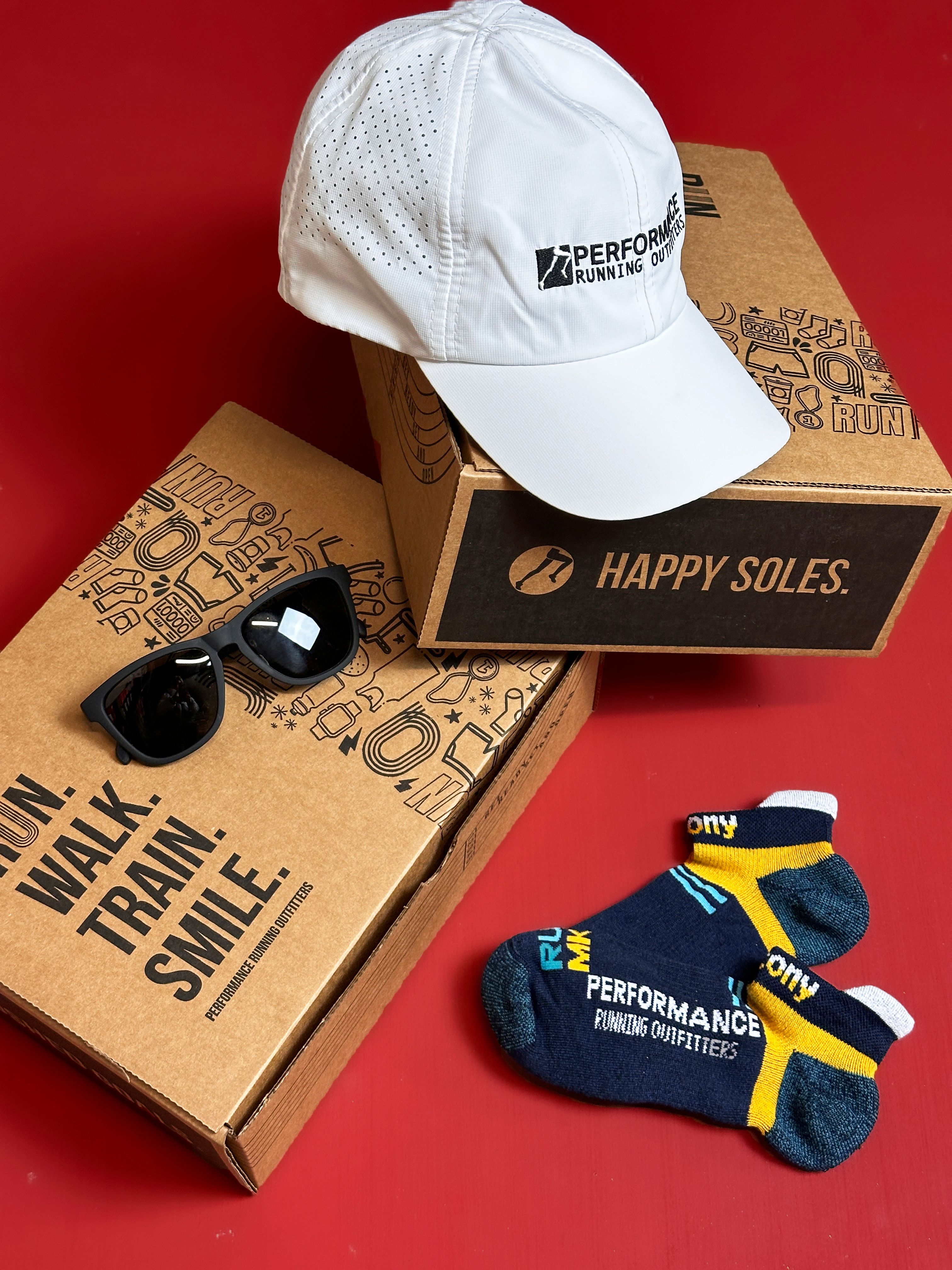 PRO running gift boxes, includes hat, socks, sunglasses, nutrition  