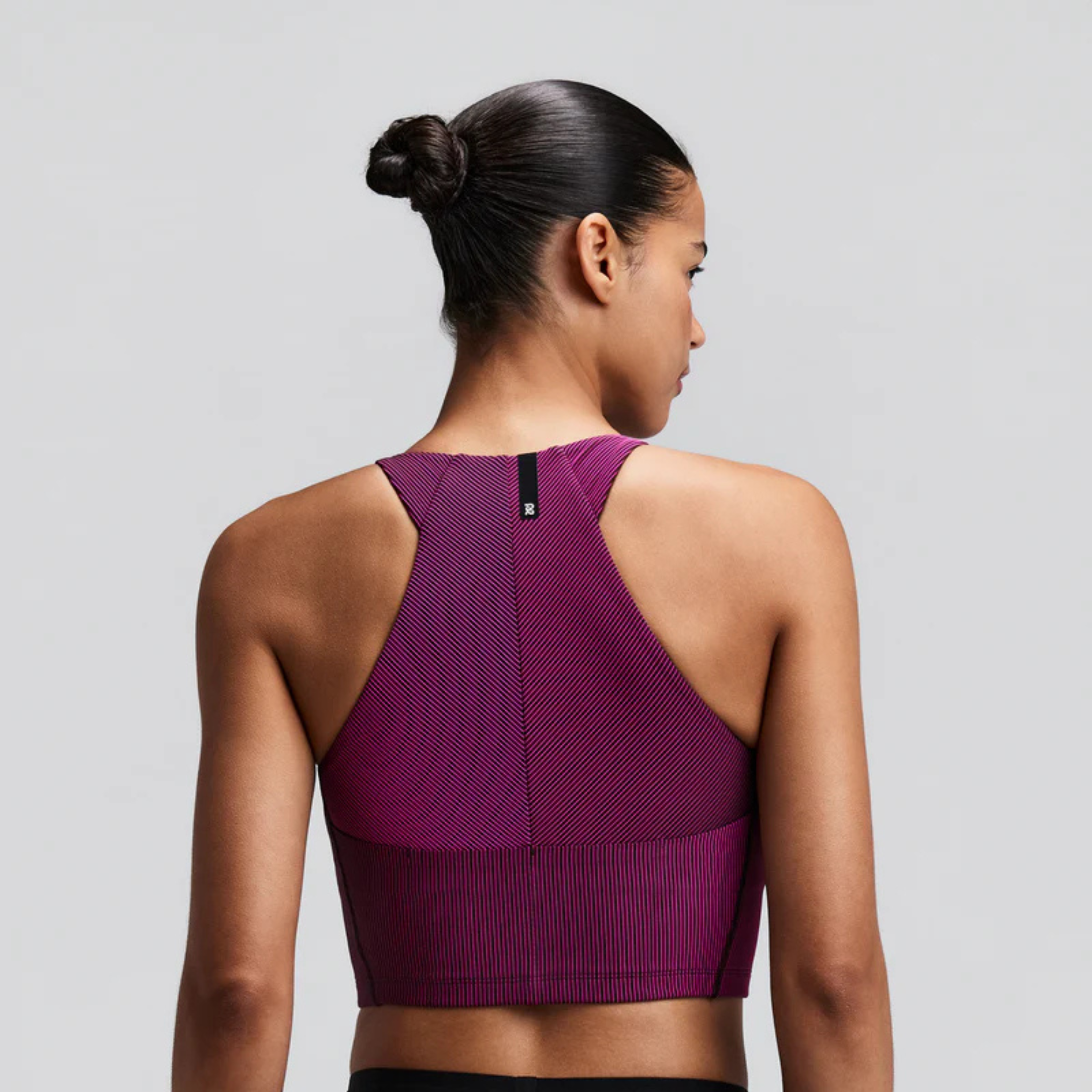 WOMEN'S STRIPED CADENCE ZIP FRONT RACE CROP