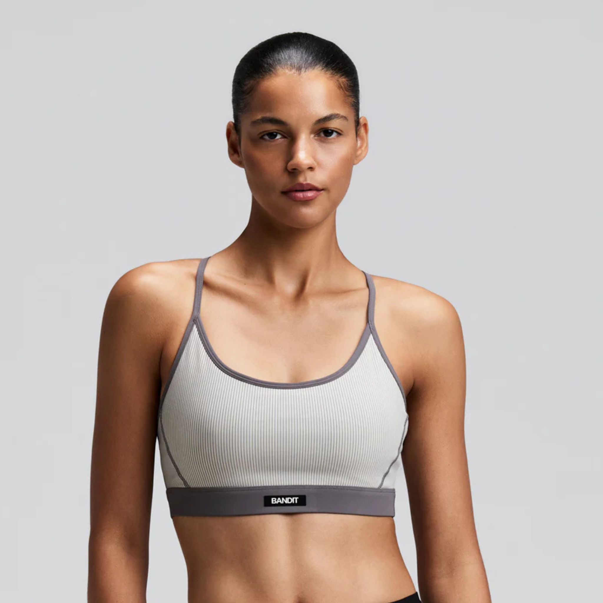 WOMEN'S STRIPED CADENCE STRAPPY RUN BRA