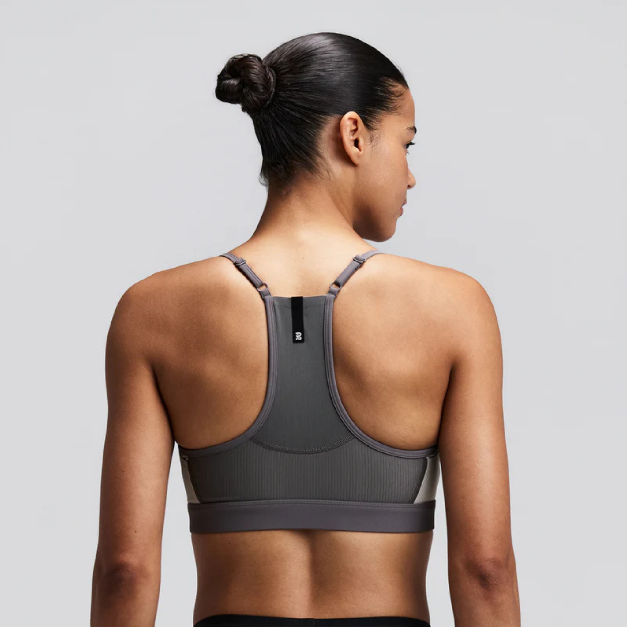 WOMEN'S STRIPED CADENCE STRAPPY RUN BRA