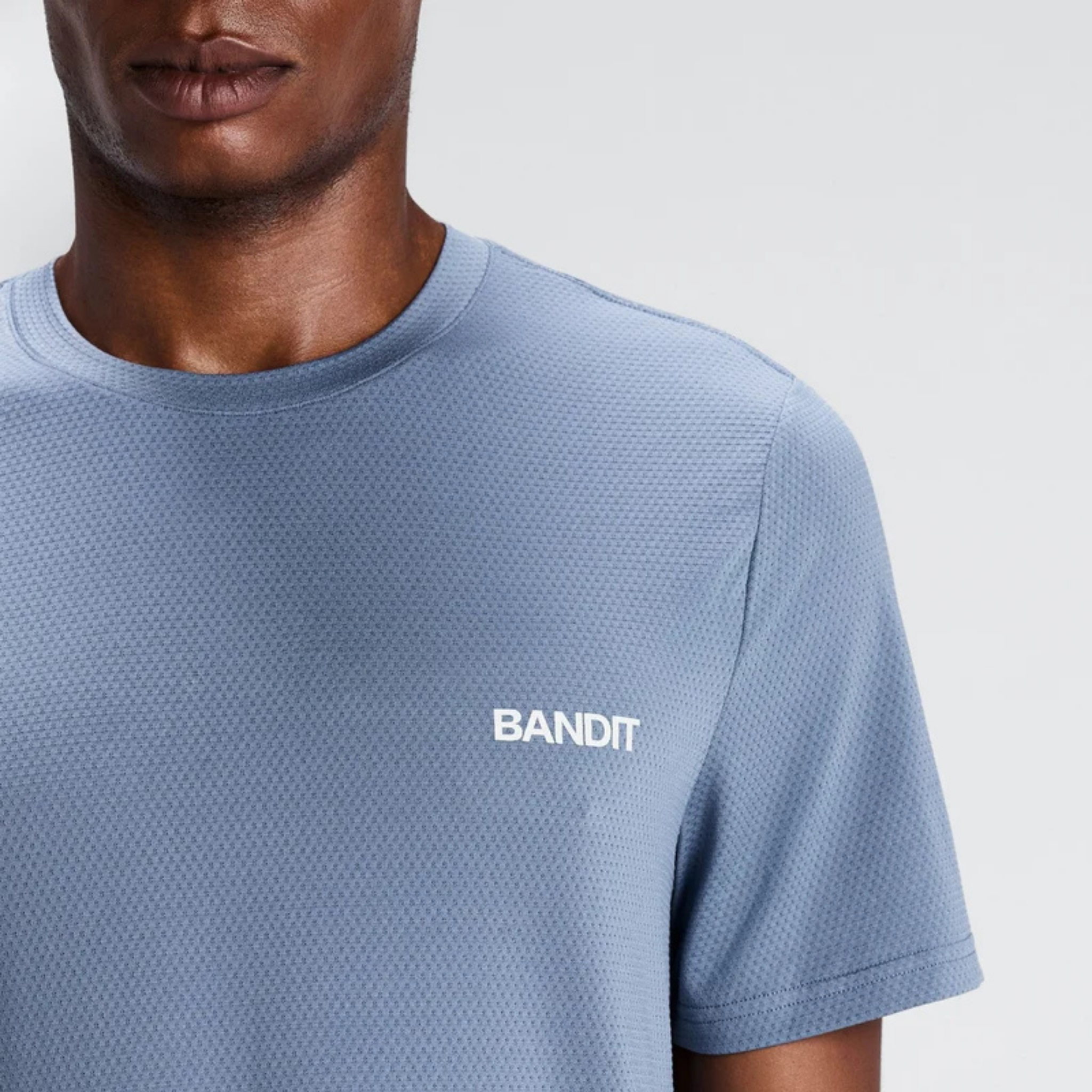 MEN'S MICROMESH SHORT SLEEVE RUN TEE - STEEL HORIZON
