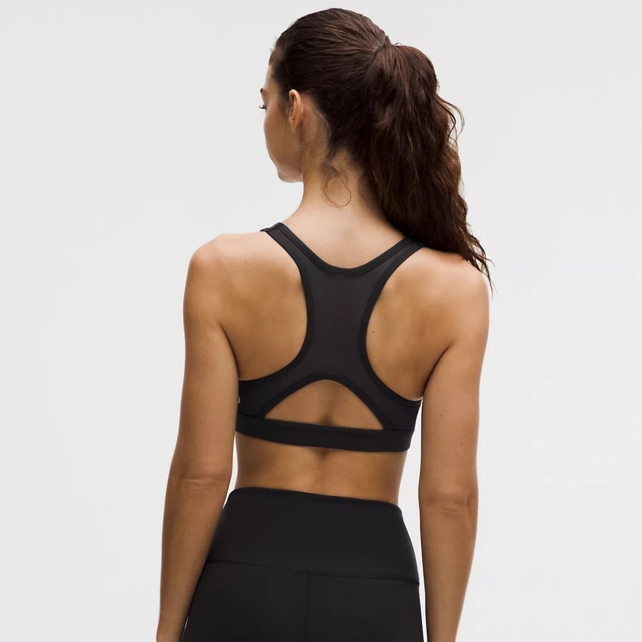 WOMEN'S WUNDER TRAIN MESH-BACK BRA, MEDIUM SUPPORT B/C CUP - BLACK