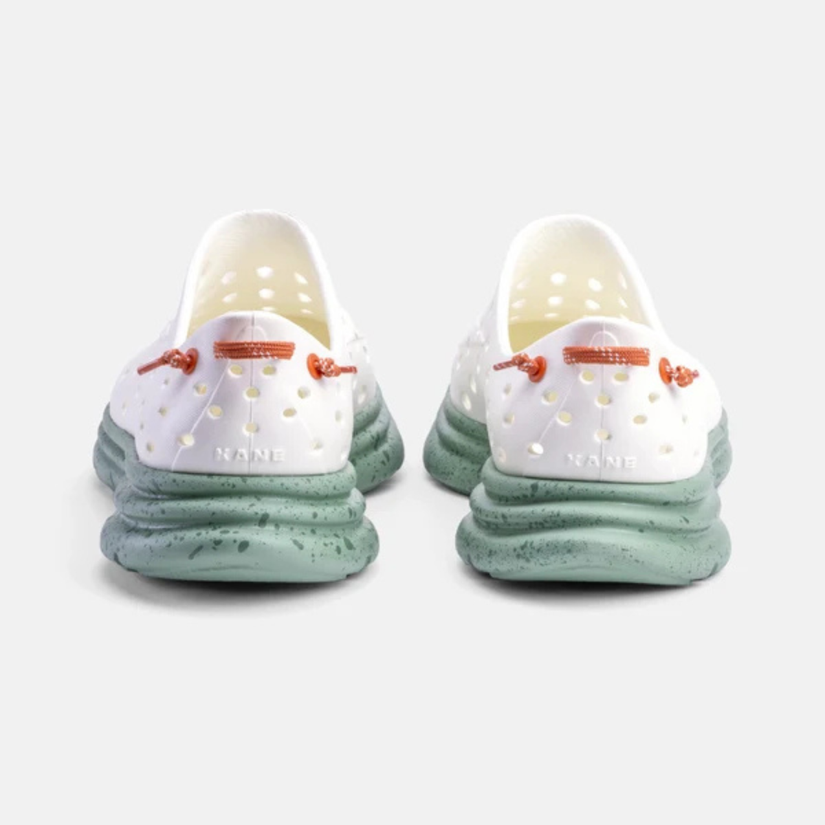 REVIVE - WHITE/JADE SPECKLE