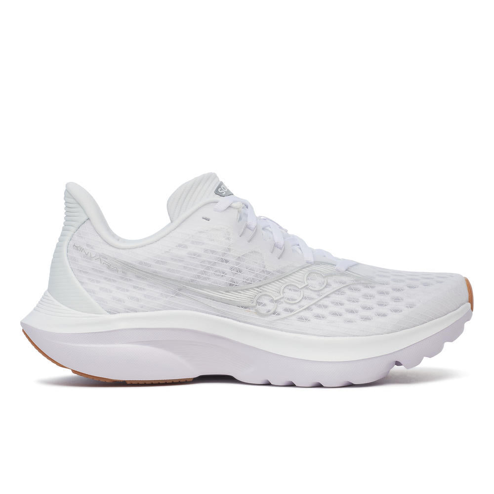 SAUCONY WOMEN'S KINVARA 16 - B - WHITE/GUM - SIZE 7.5