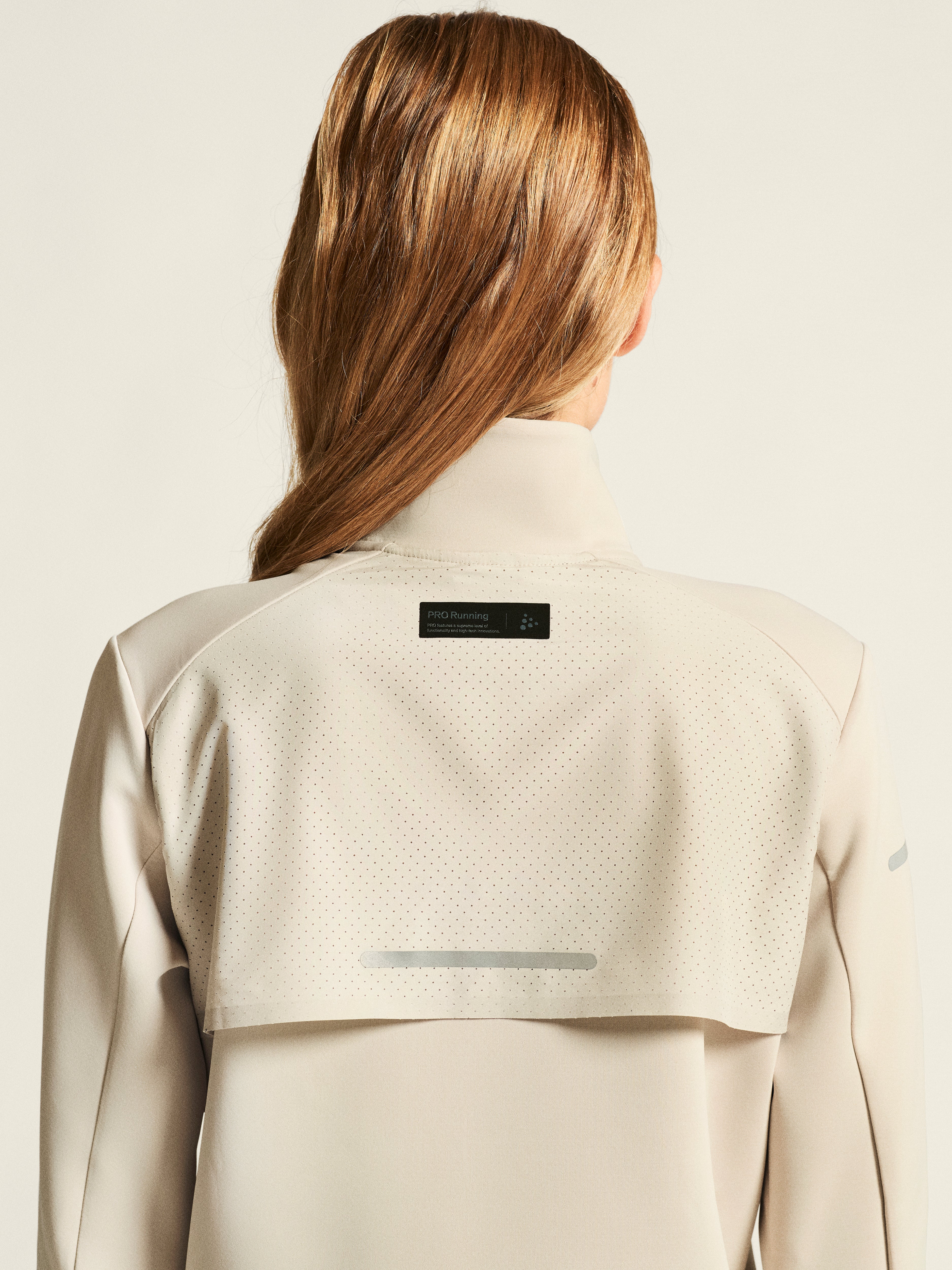 CRAFT WOMEN'S SUBZ JACKET 4 - PLASTER