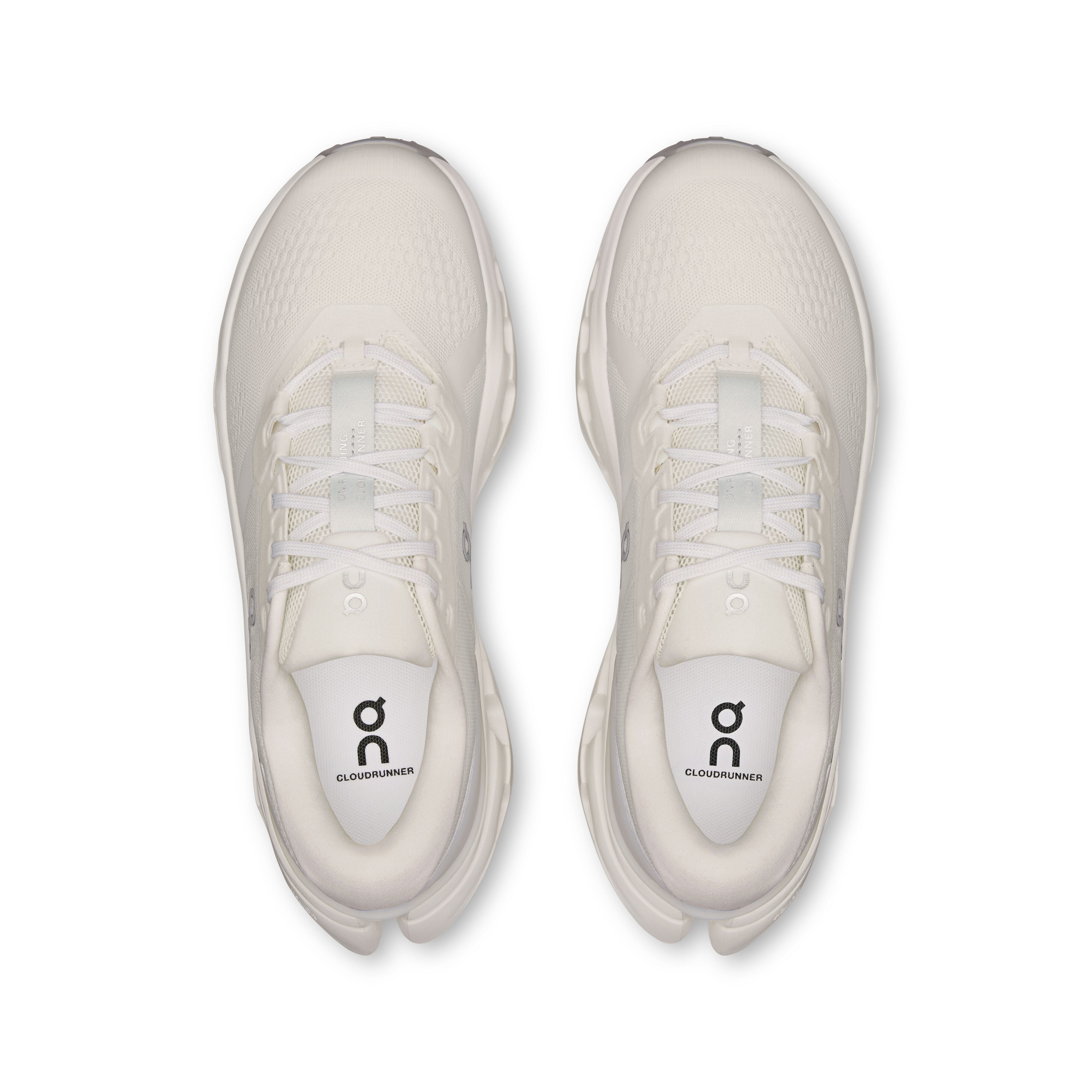 ON RUNNING WOMEN'S CLOUDRUNNER 3 - B - WHITE/IVORY