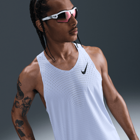 b04ecefbAURORA_FN4231-
