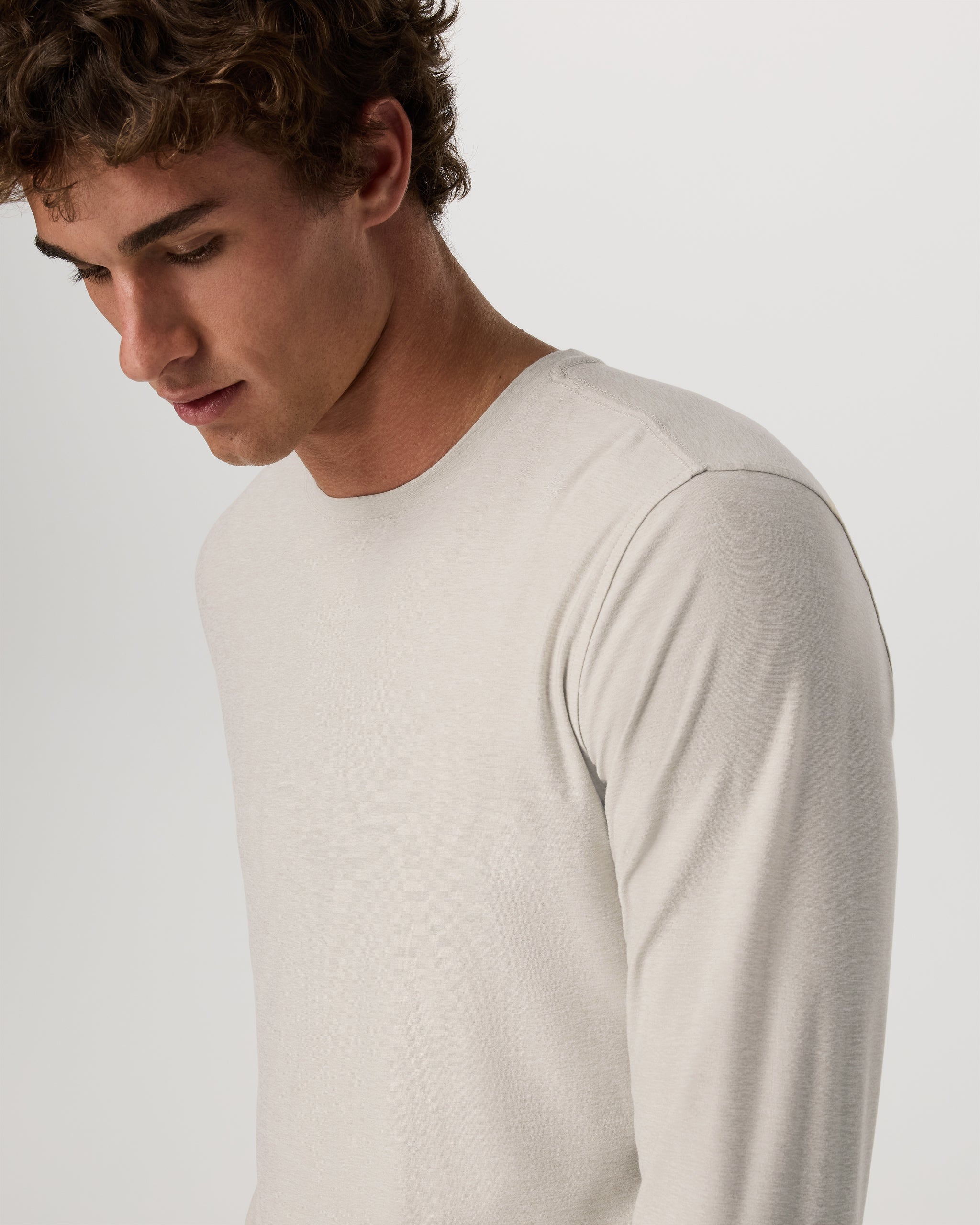 VUORI MEN'S STRATO TECH TEE LONG SLEEVE - MUSHROOM HEATHER