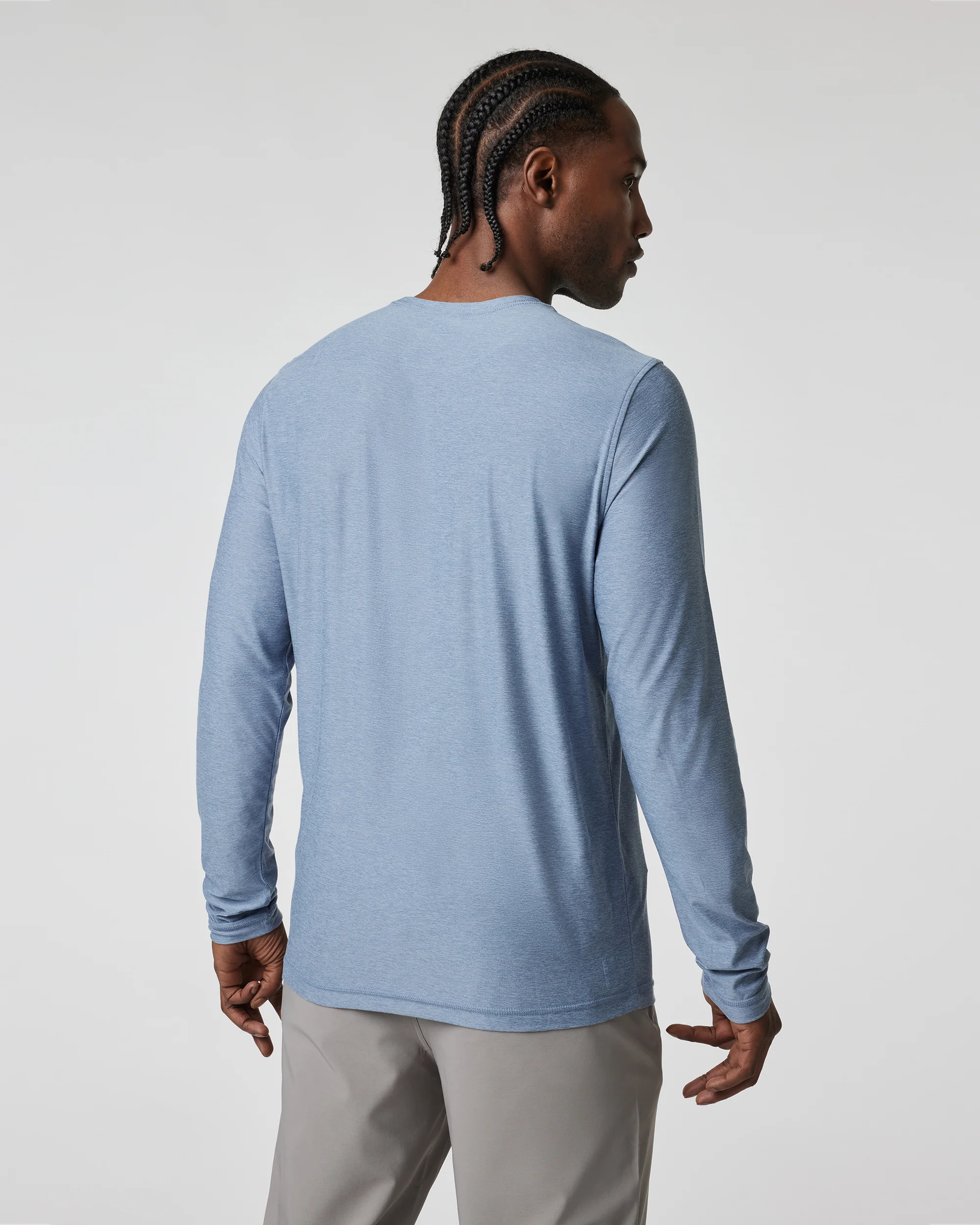 VUORI MEN'S STRATO TECH TEE LONG SLEEVE - HTY CHAMBRAY HEATHER 